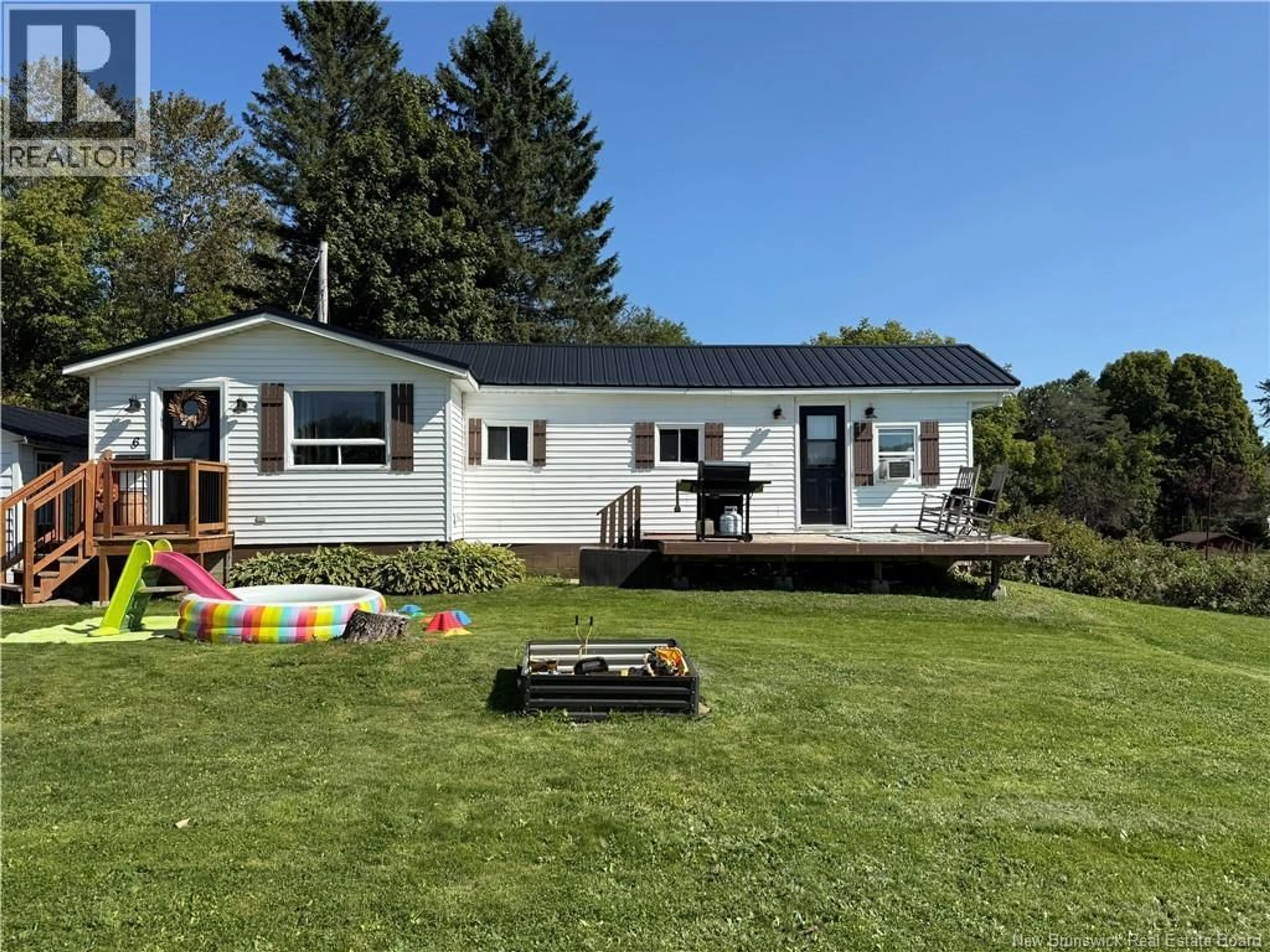 Home with vinyl exterior material, water/lake/river/ocean view for 6 STATION ROAD, Centreville New Brunswick E7K3H3