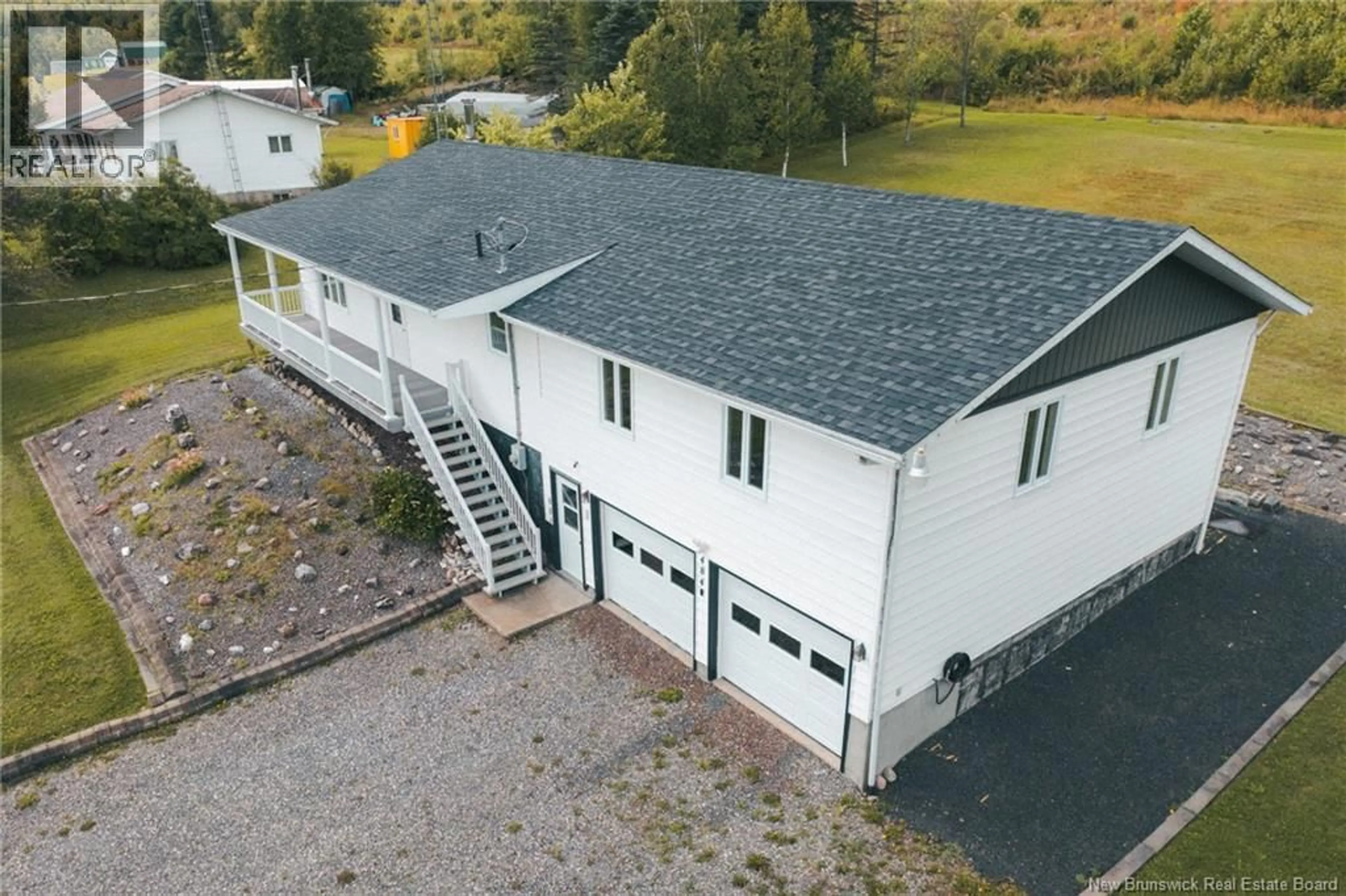 A pic from outside/outdoor area/front of a property/back of a property/a pic from drone, building for 484 MARTIN ROAD, Sainte-Anne-De-Madawaska New Brunswick E7E1R1
