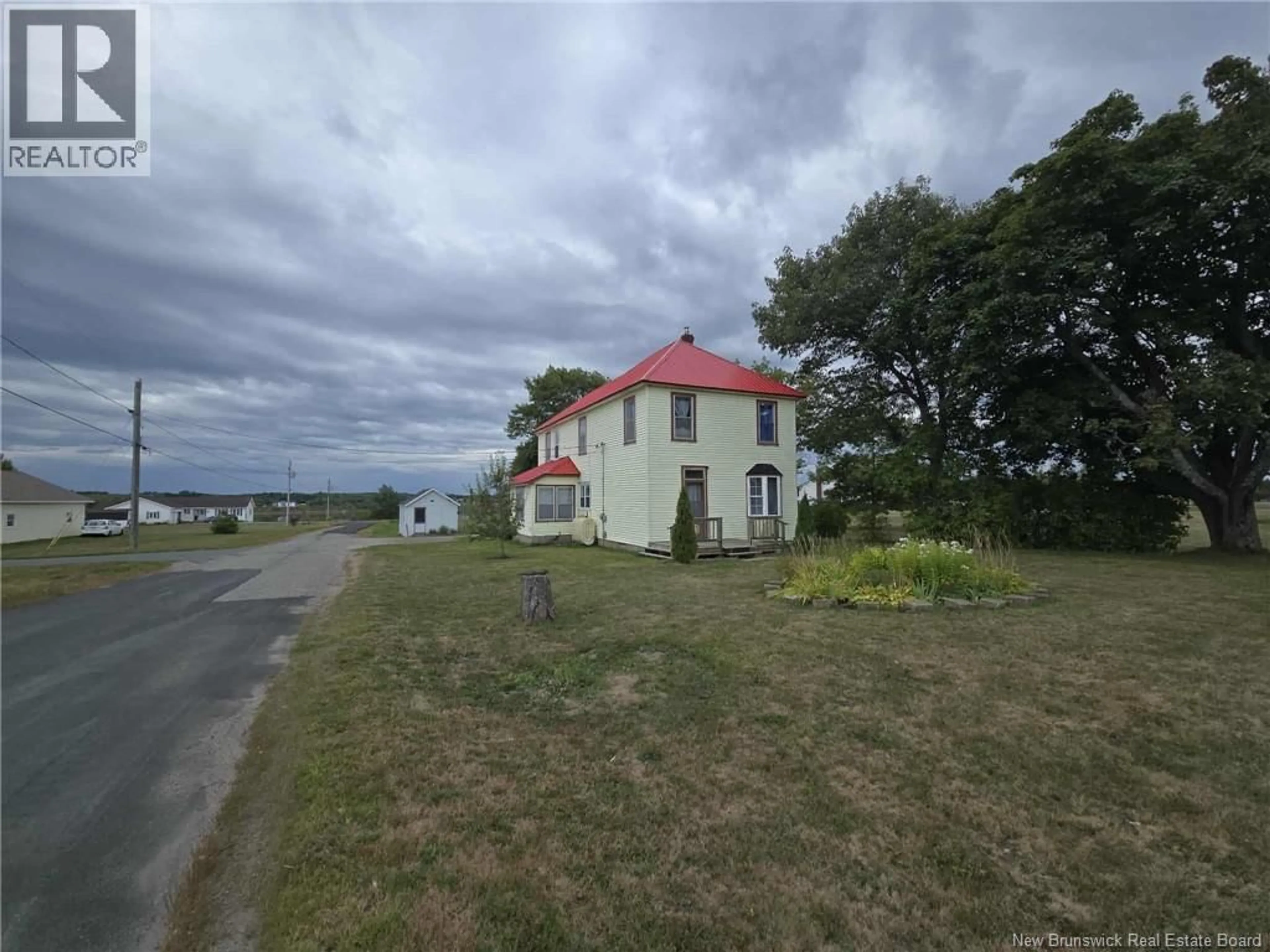 A pic from outside/outdoor area/front of a property/back of a property/a pic from drone, building for 1 GILLIS LANE, Miramichi New Brunswick E1V7A8
