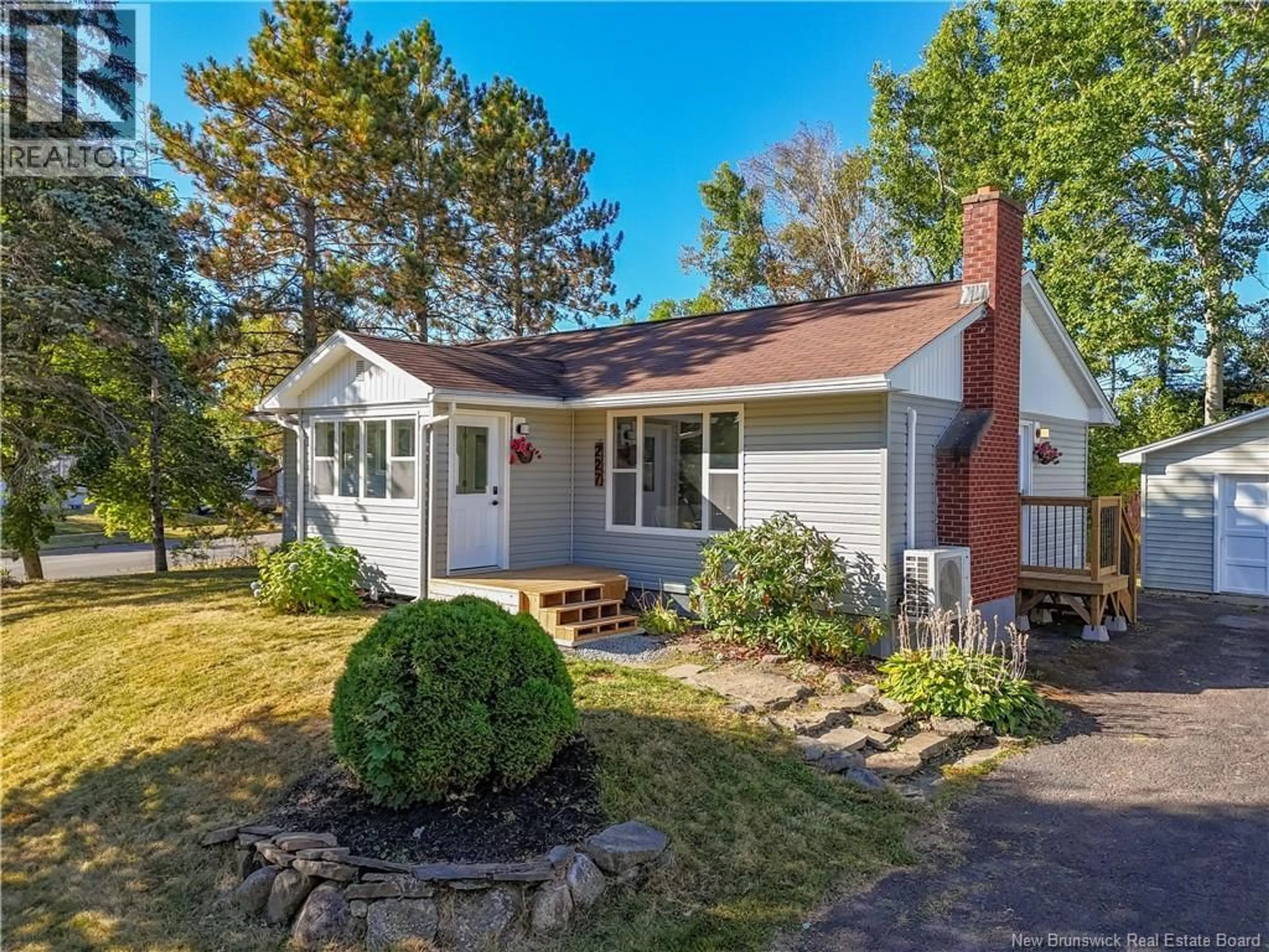 Home with vinyl exterior material, street for 227 COVENTRY CRESCENT, Fredericton New Brunswick E3B4P4