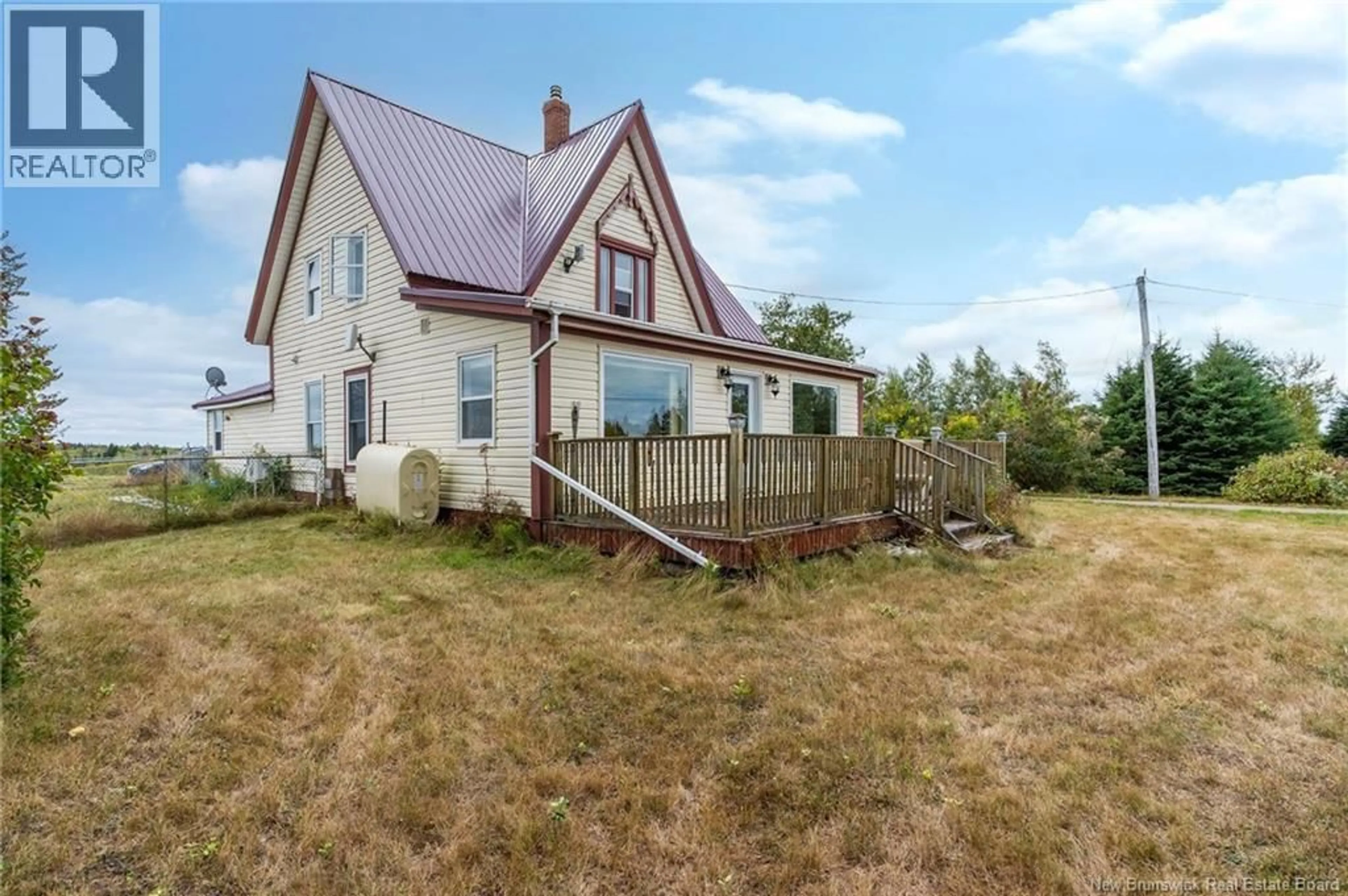 A pic from outside/outdoor area/front of a property/back of a property/a pic from drone, building for 4235 ROUTE 16, Malden New Brunswick E4M2H2