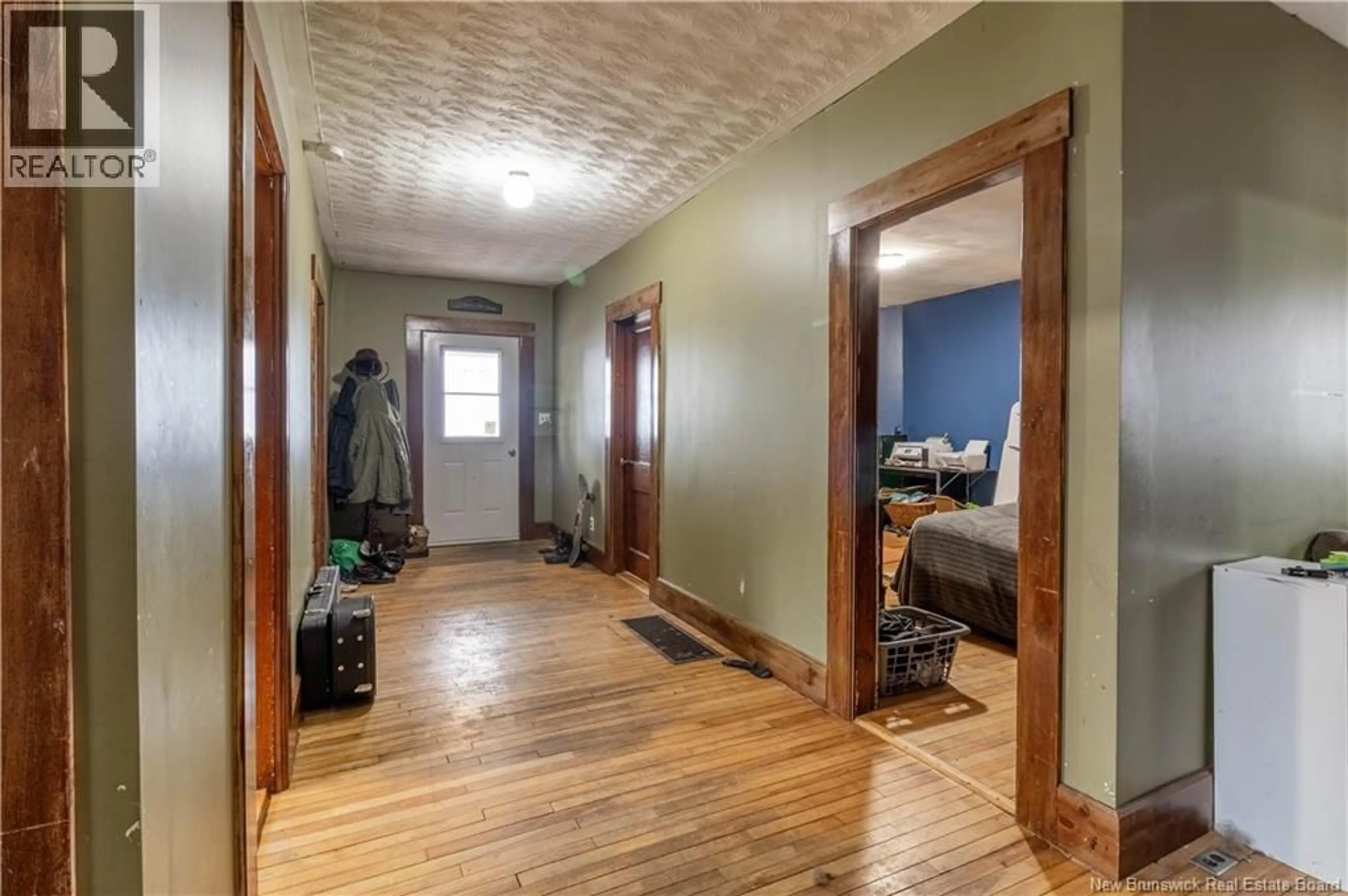 Indoor entryway for 872 MAIN STREET, Sussex New Brunswick E4E2M5
