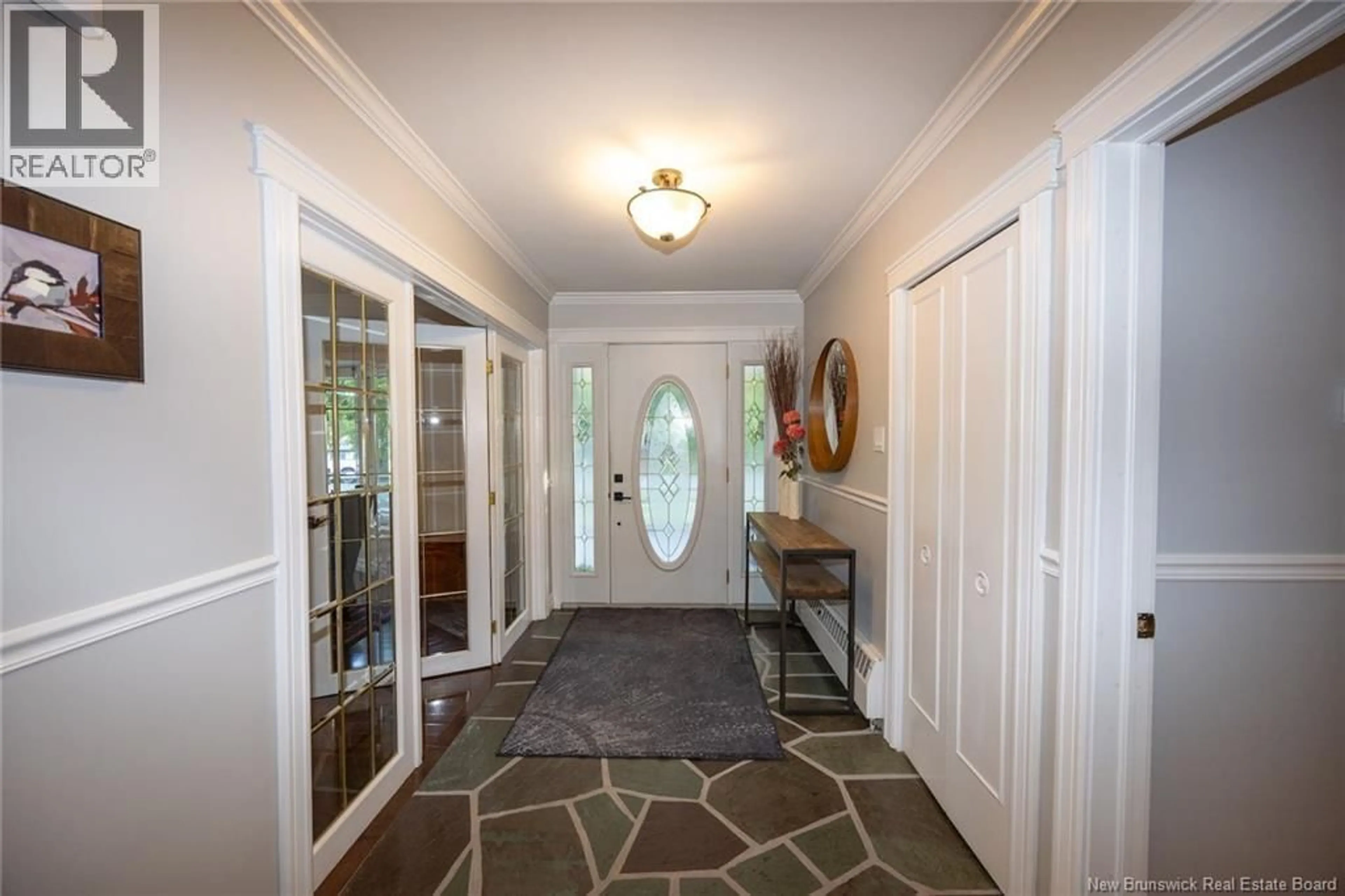 Indoor foyer for 125 EGLINTON DRIVE, Fredericton New Brunswick E3B2V9