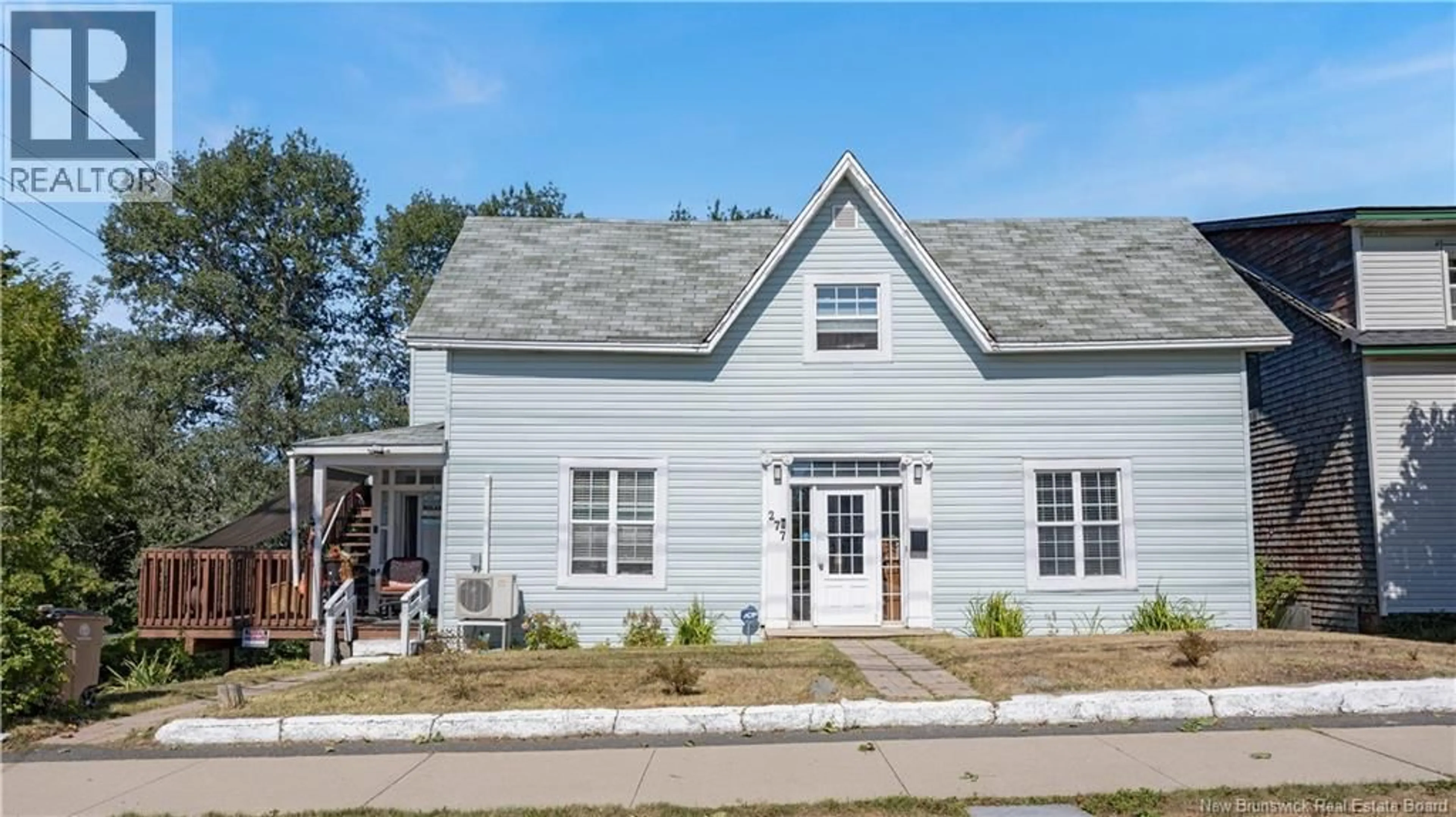 Home with vinyl exterior material, building for 275-277 ROCKLAND, Saint John New Brunswick E2K3K3