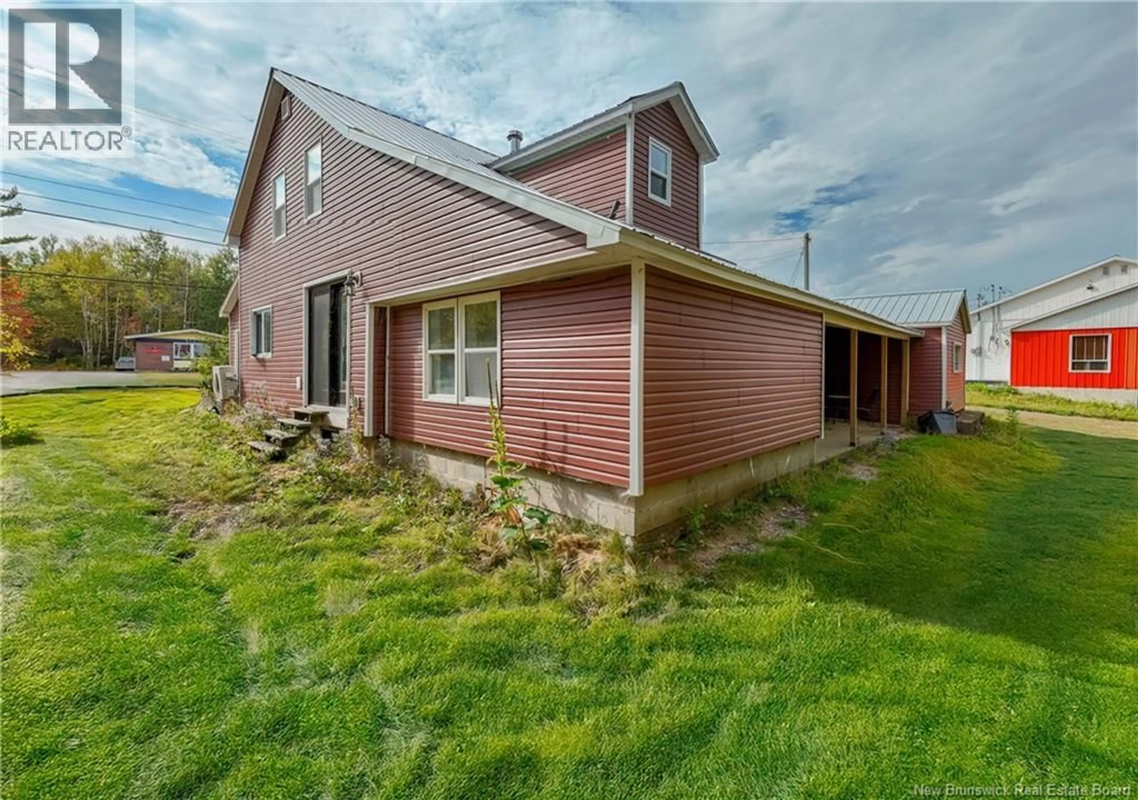 Home with vinyl exterior material, street for 6741 ROUTE 8, Ludlow New Brunswick E9C2H7