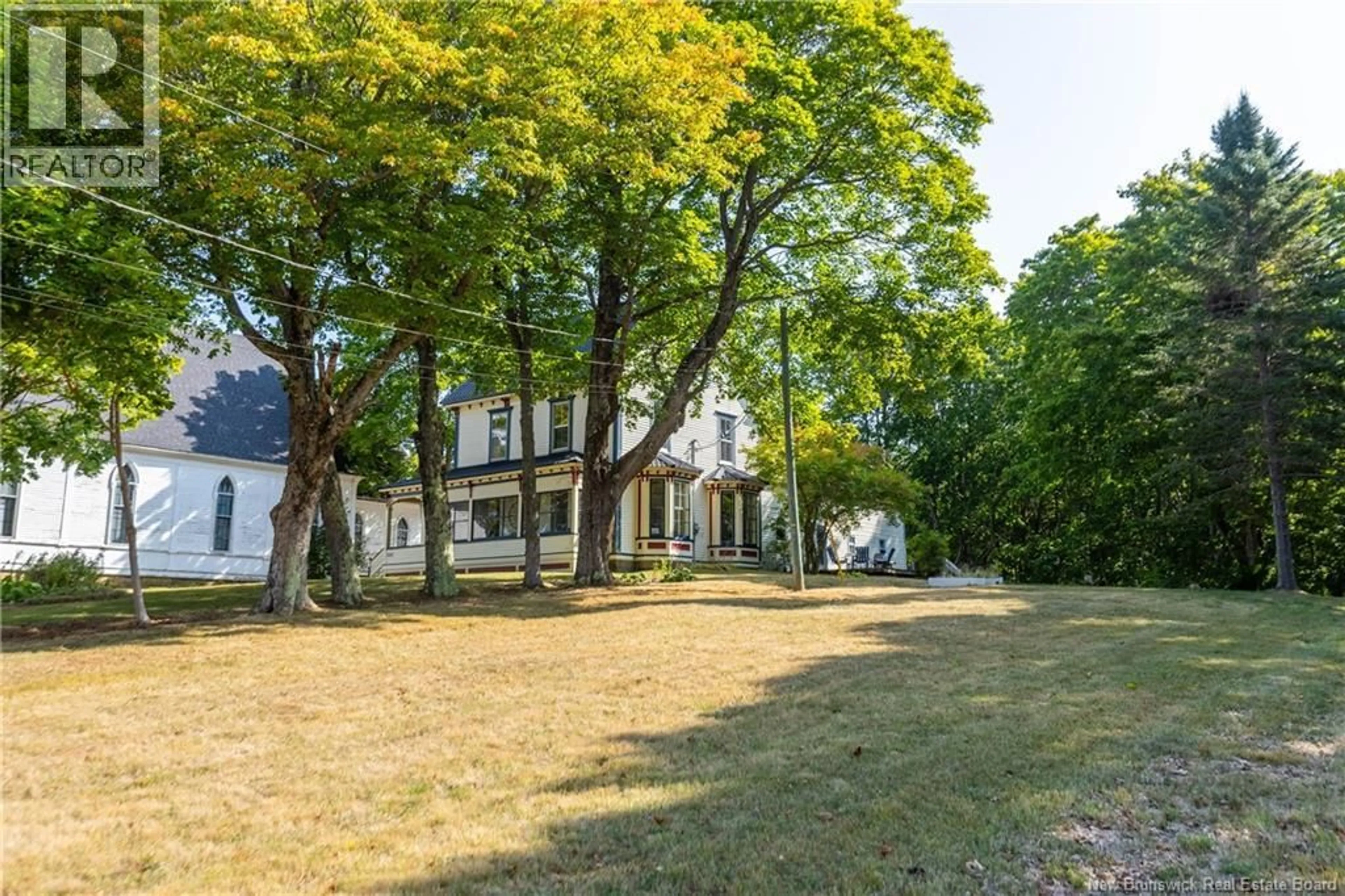 A pic from outside/outdoor area/front of a property/back of a property/a pic from drone, street for 4952 MAIN STREET, Dorchester New Brunswick E4K2Z1