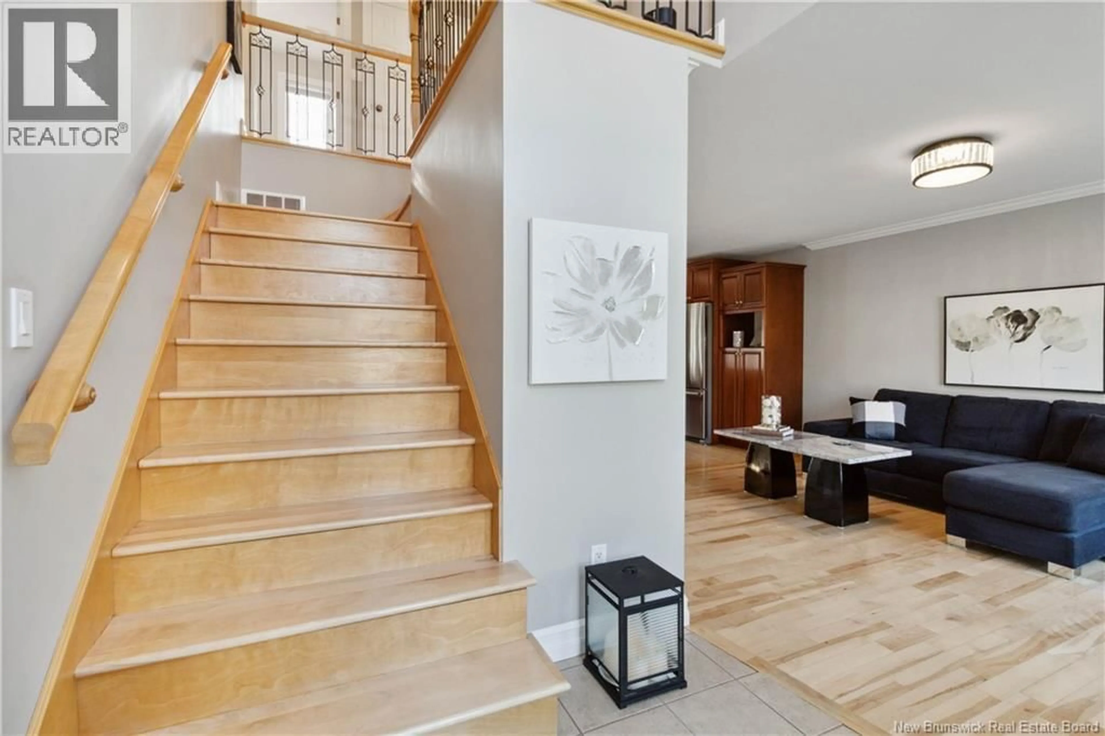 Indoor foyer for 126 COUNTRY CLUB ROAD, Riverview New Brunswick E1B5M6