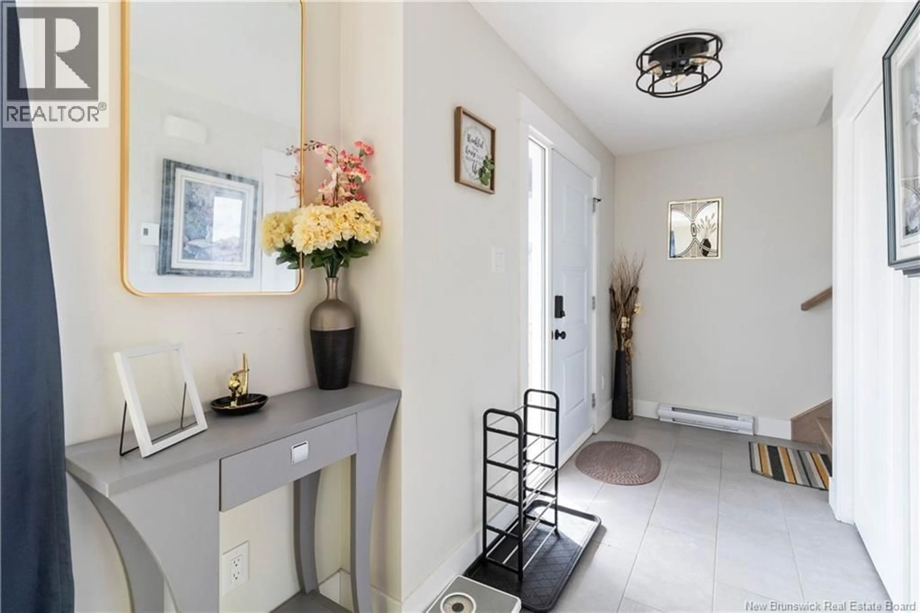 Indoor entryway for 46 DELTA STREET, Dieppe New Brunswick E1A0E2
