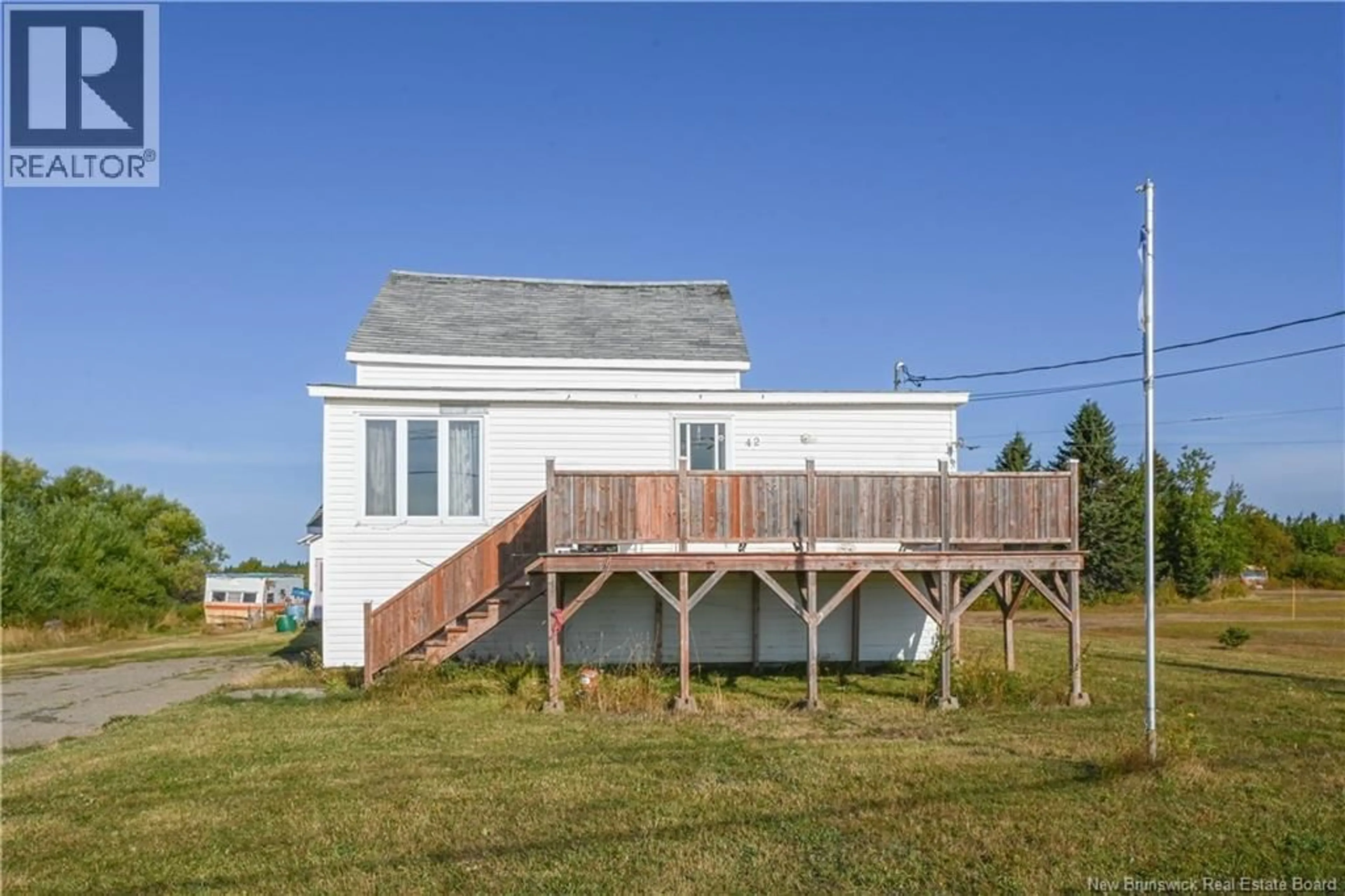 Unknown for 42 FERRON STREET, Cap-Bateau New Brunswick E8T3E4