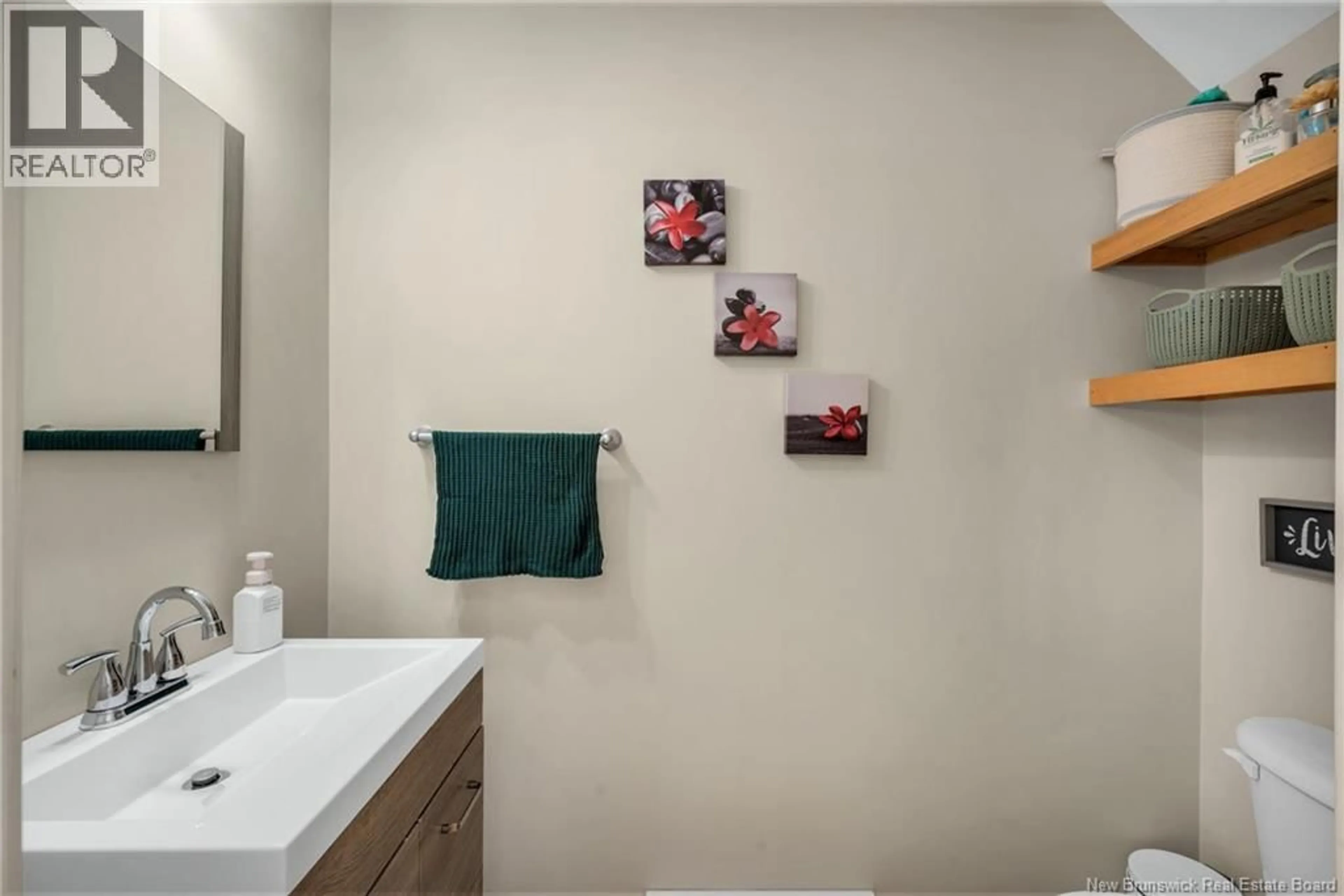 Standard bathroom, ceramic/tile floor for 183 PENROSE STREET, Moncton New Brunswick E1E4W7