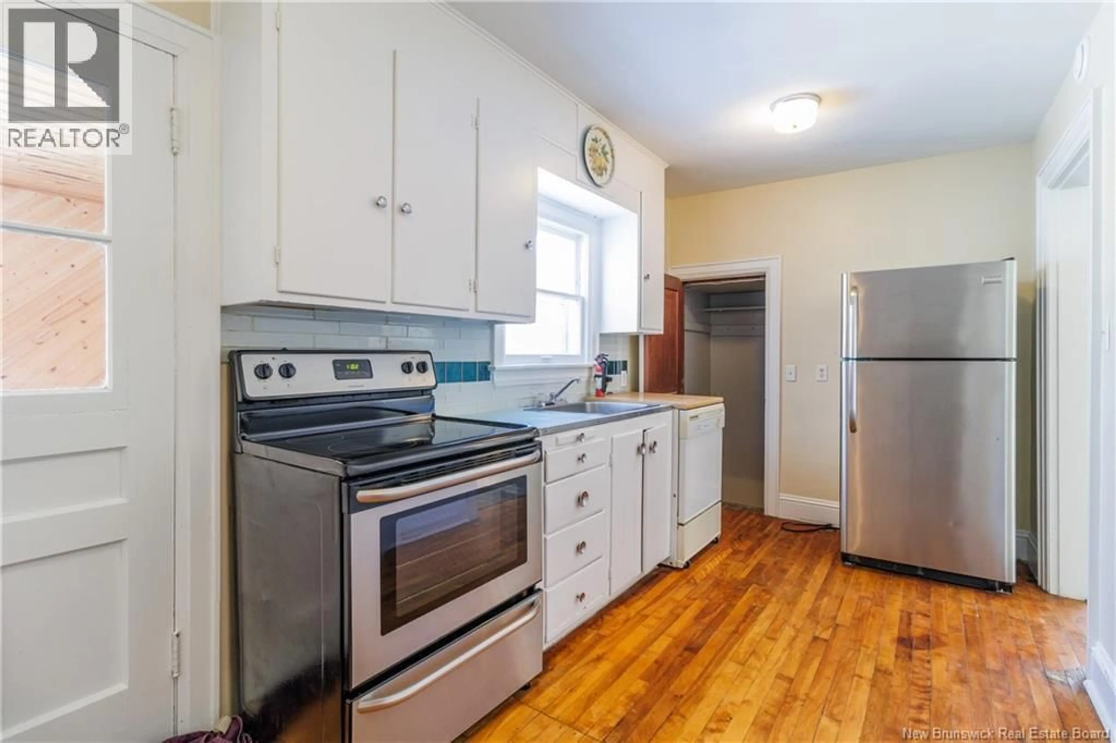 Standard kitchen, unknown for 67 SAUNDERS STREET, McAdam New Brunswick E6J1L4