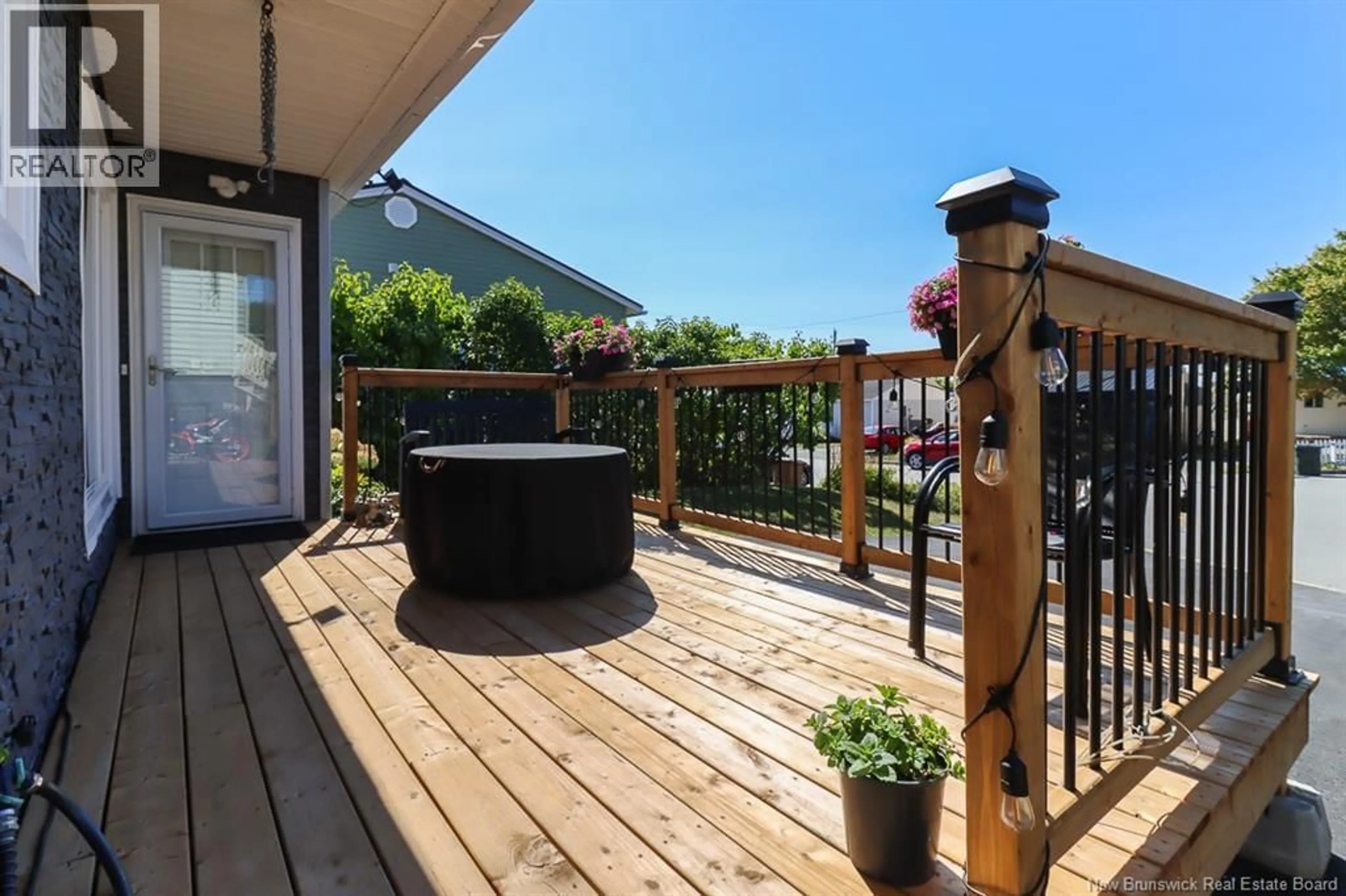 Patio, unknown for 10 STILLVIEW COURT, Saint John New Brunswick E2P1A6