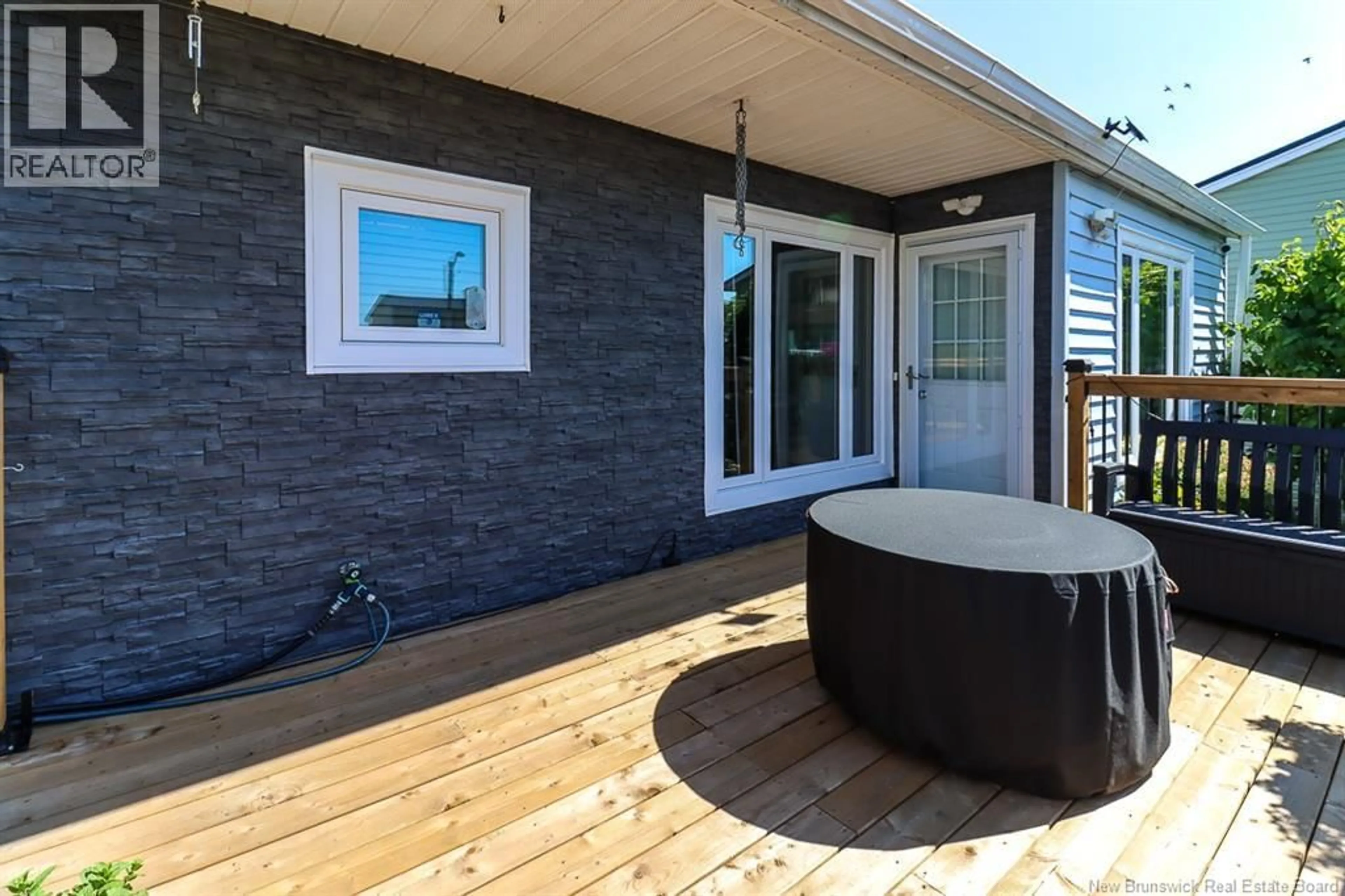 Patio, unknown for 10 STILLVIEW COURT, Saint John New Brunswick E2P1A6