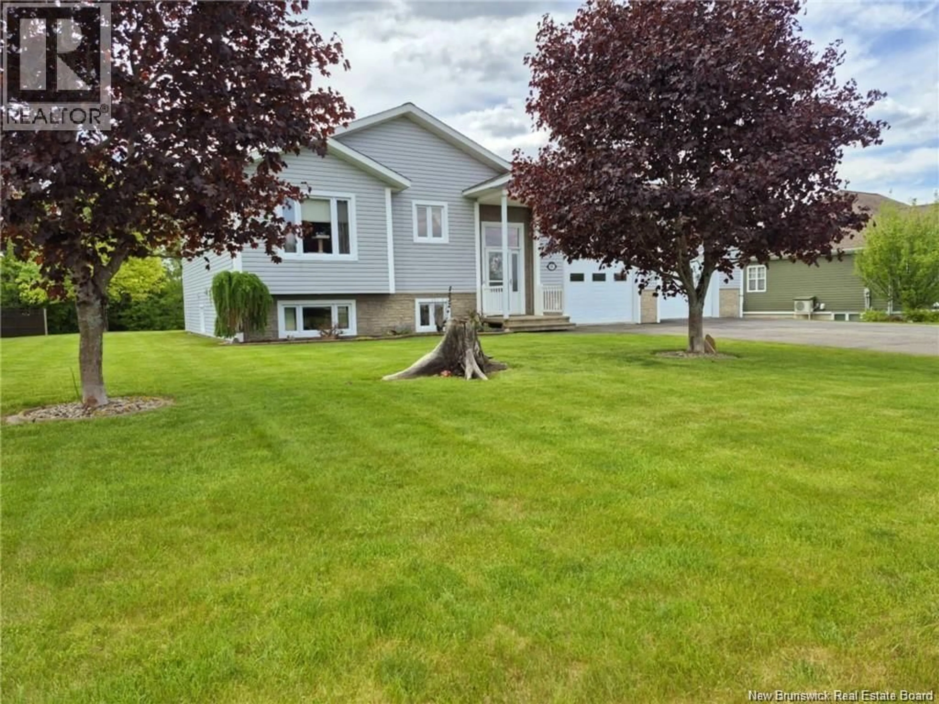 A pic from outside/outdoor area/front of a property/back of a property/a pic from drone, street for 85 TAYLOR, Grand Falls New Brunswick E3Y3W6
