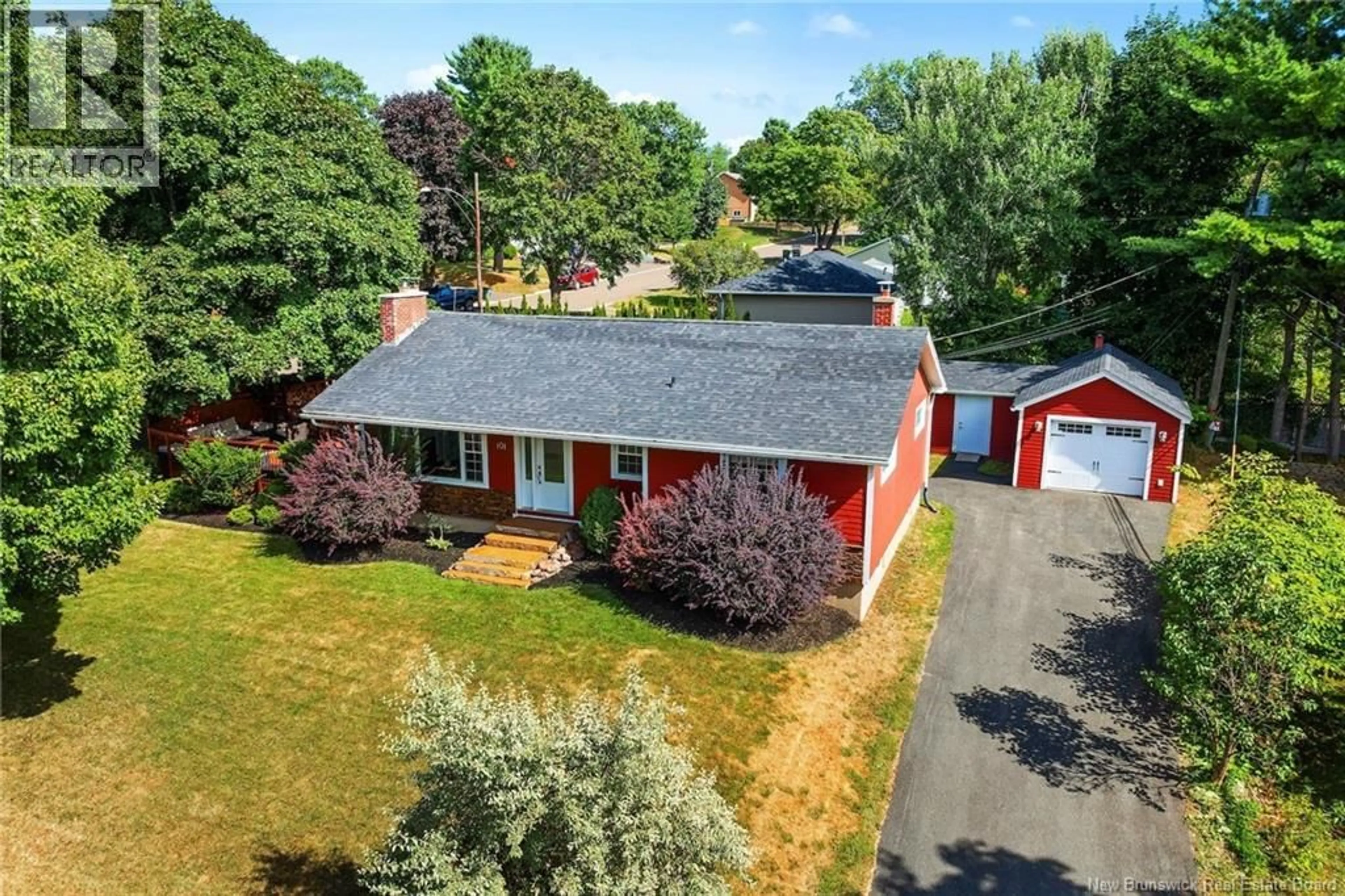 A pic from outside/outdoor area/front of a property/back of a property/a pic from drone, street for 101 PRESTON DRIVE, Fredericton New Brunswick E3A2L5