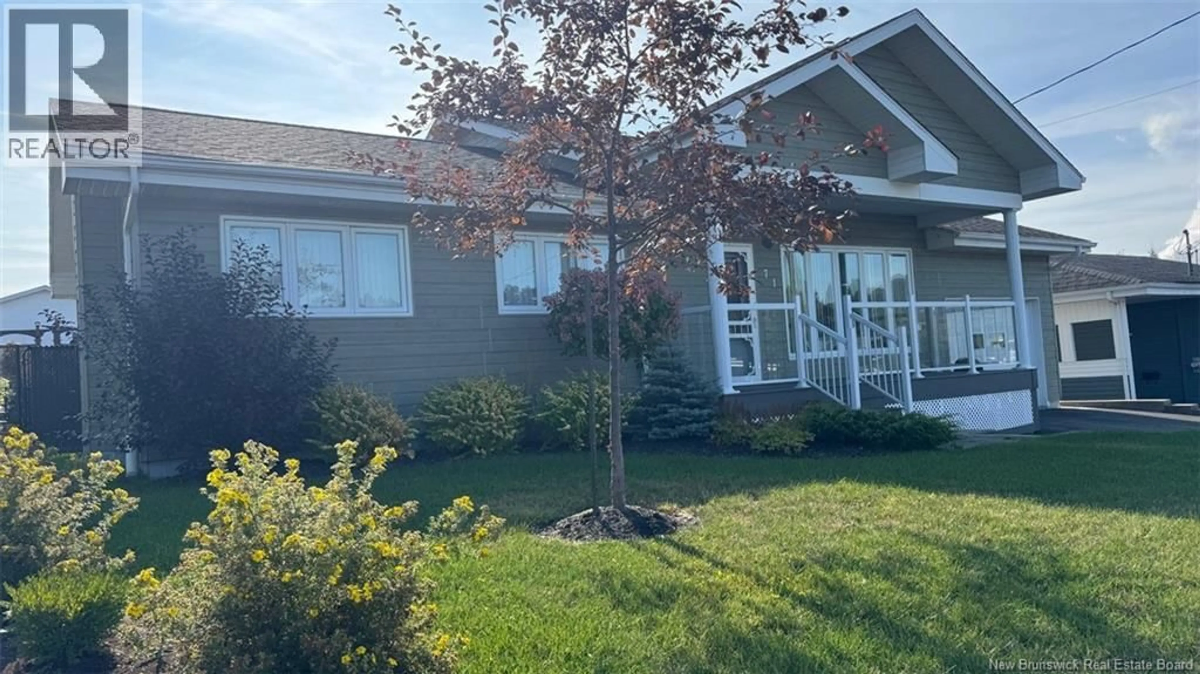 Home with vinyl exterior material, unknown for 71 48E AVENUE, Edmundston New Brunswick E3V3E1