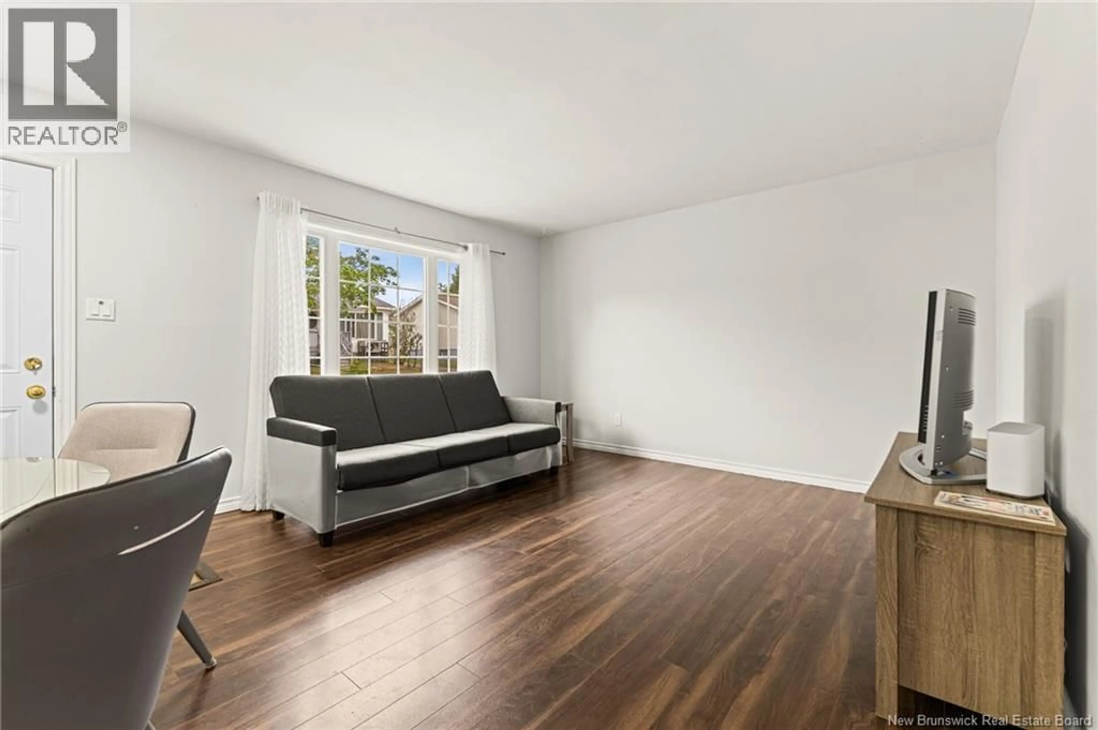 A pic of a room for 5 WILDWOOD, Moncton New Brunswick E1E2M4