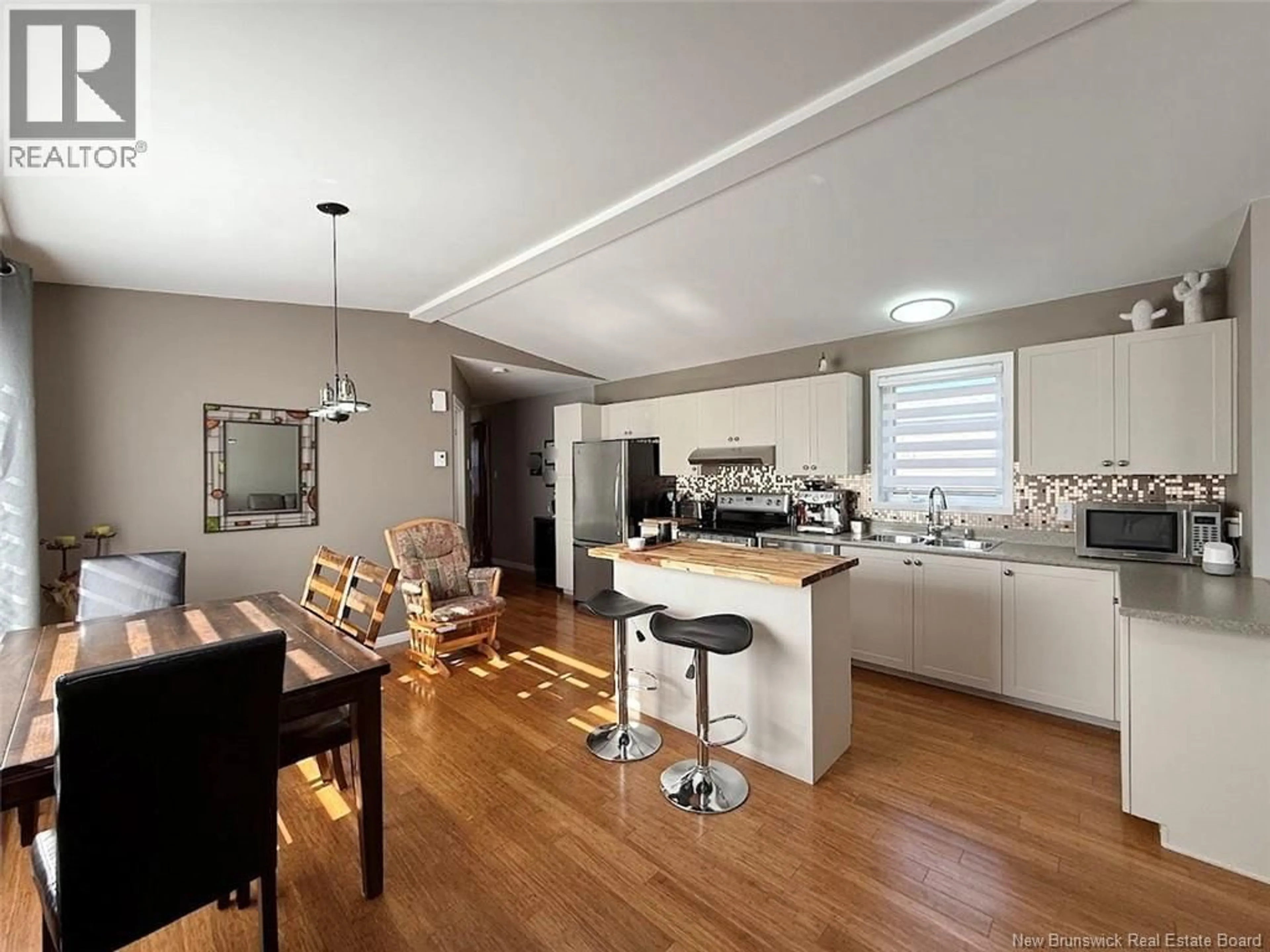 Open concept kitchen, unknown for 4 LAVALLÉE STREET, Saint-Jacques New Brunswick E7B1T3