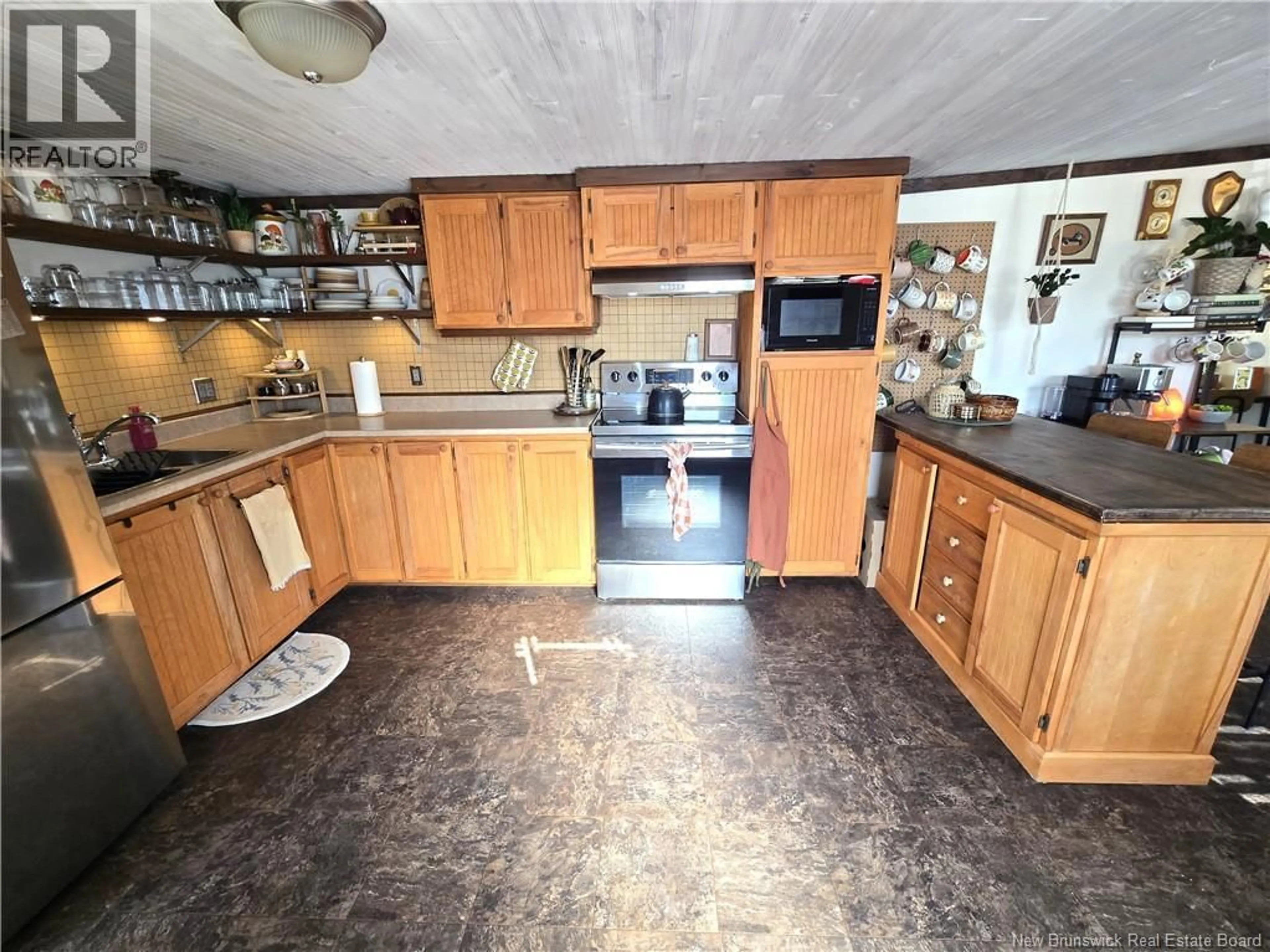 Standard kitchen, unknown for 377 ISIDORE BOUCHER BOULEVARD, Saint-Jacques New Brunswick E7B1X8