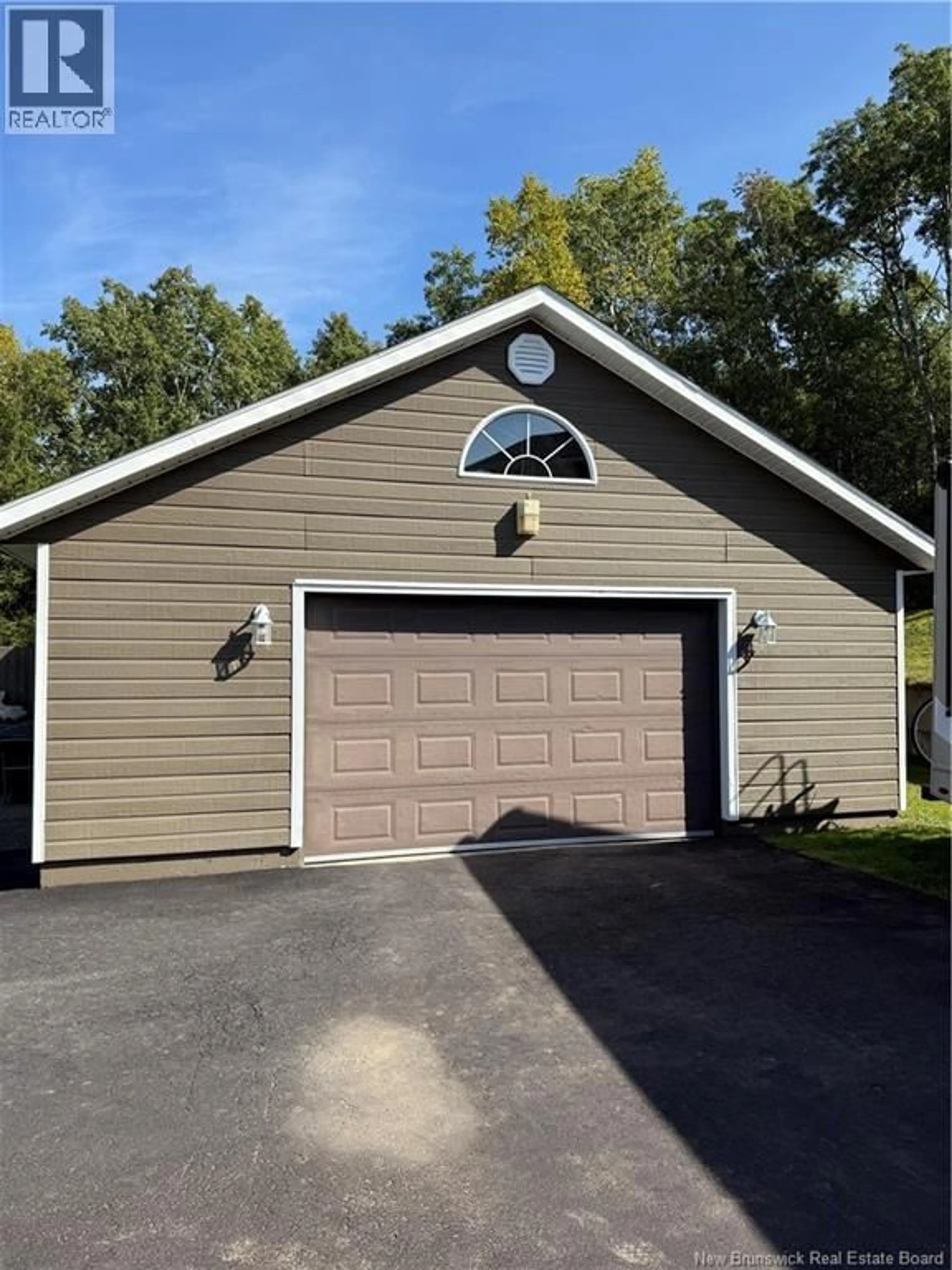 Indoor garage for 29 CORMIER CRESCENT, Mcleods New Brunswick E3N5T6