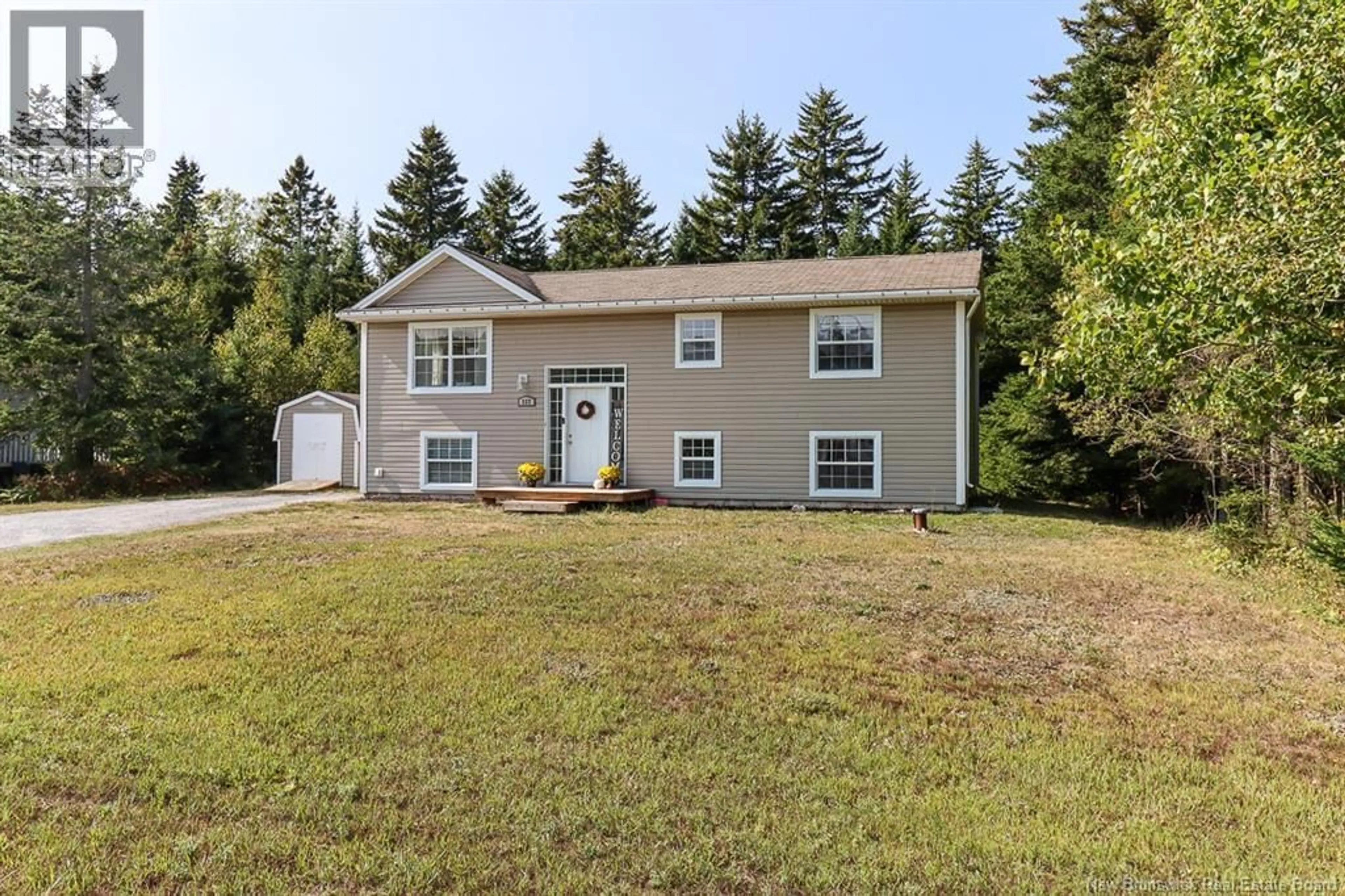 Home with vinyl exterior material, unknown for 227 VINCENT ROAD, Quispamsis New Brunswick E2E0B3