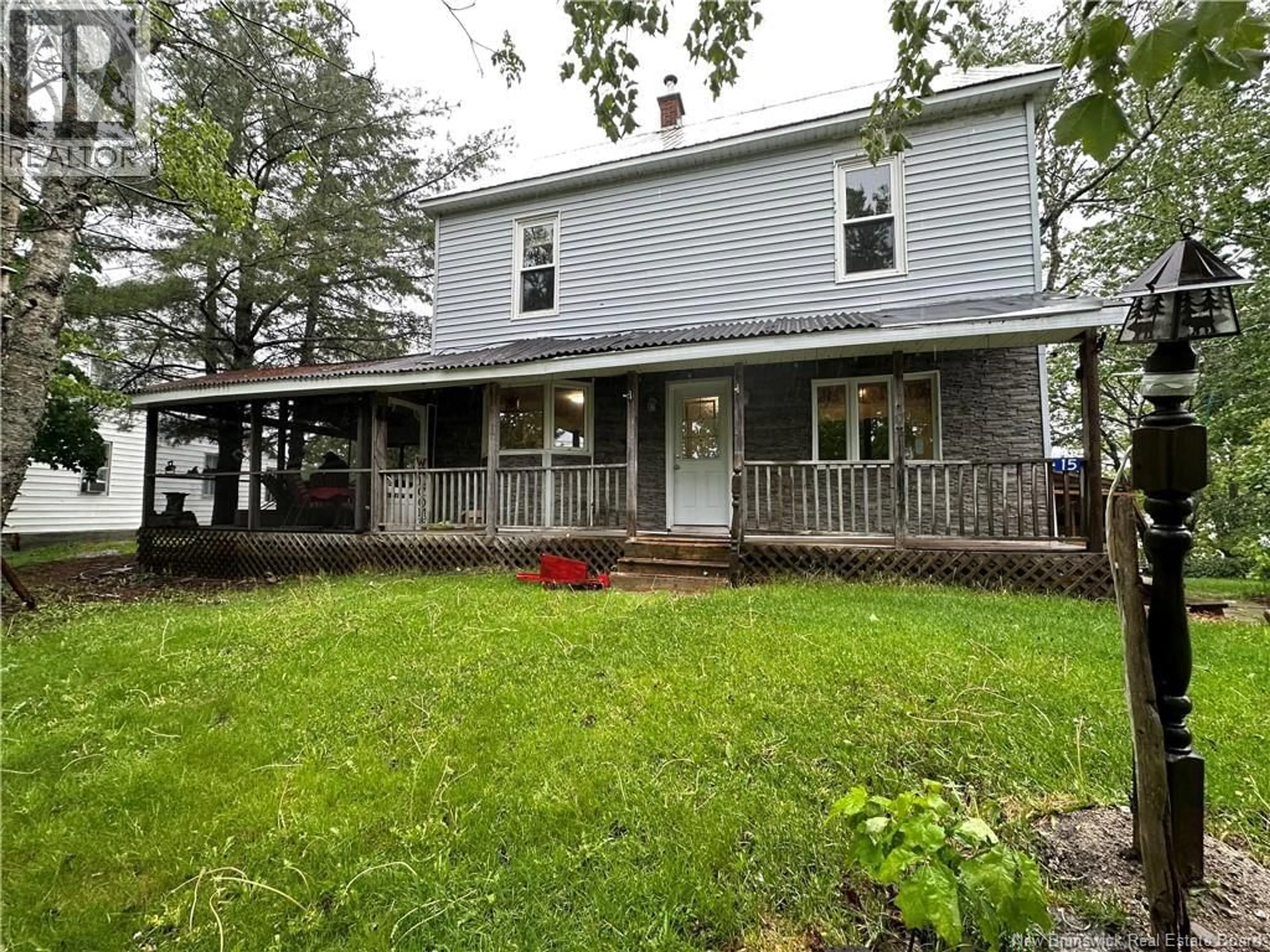 A pic from outside/outdoor area/front of a property/back of a property/a pic from drone, street for 15 CEDAR STREET, McAdam New Brunswick E6J1V5