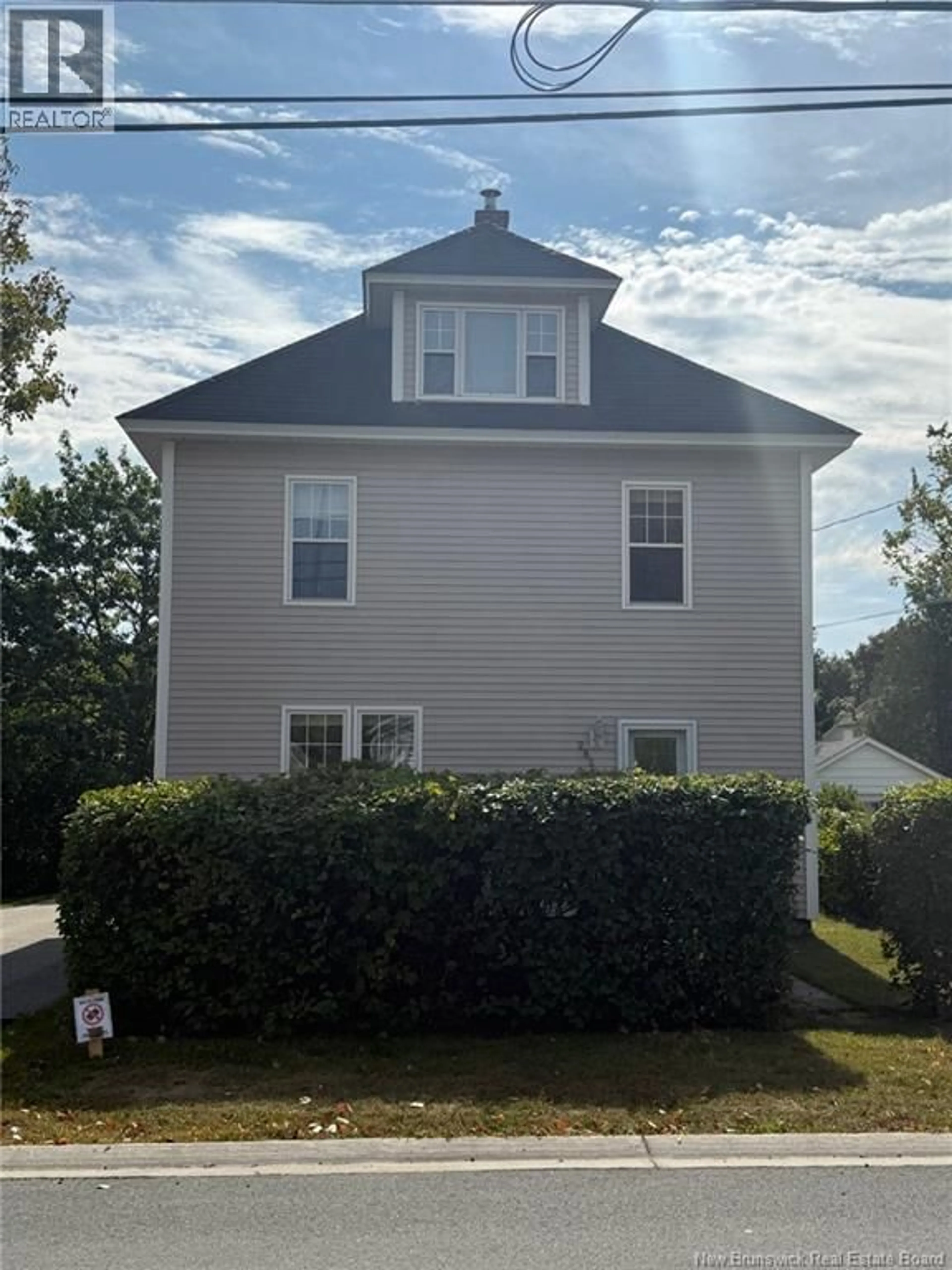 Home with vinyl exterior material, street for 282 CAMPBELL STREET, Miramichi New Brunswick E1V1R5