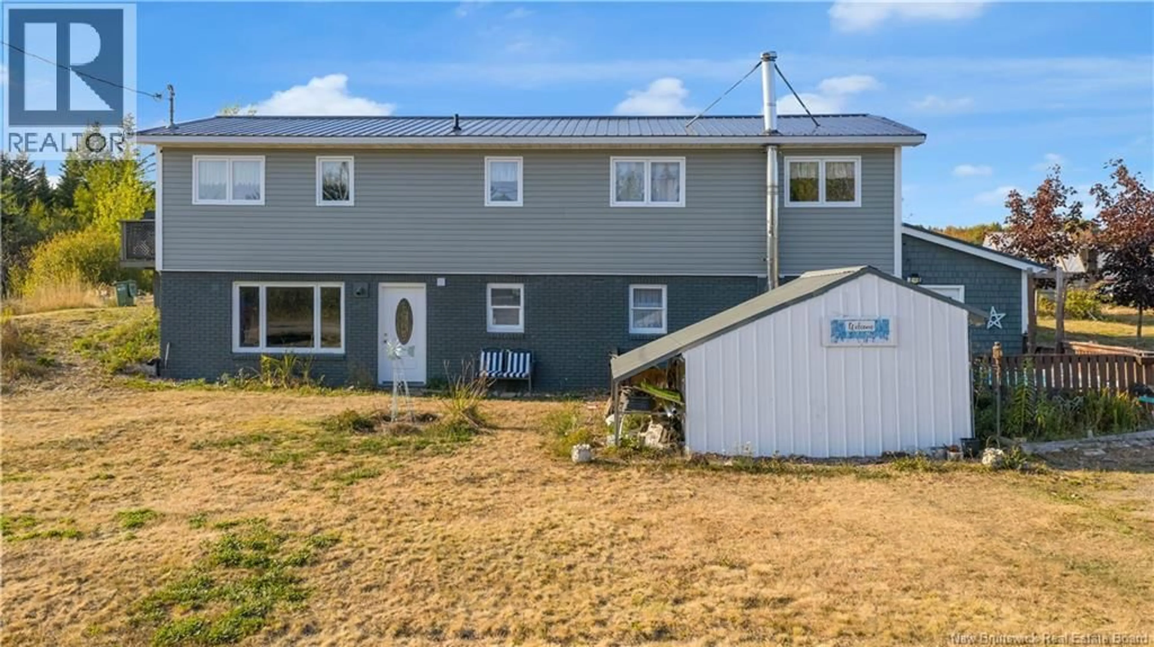 Home with vinyl exterior material, building for 46 CHESTER PARK ROAD, St. Martins New Brunswick E5R1G4