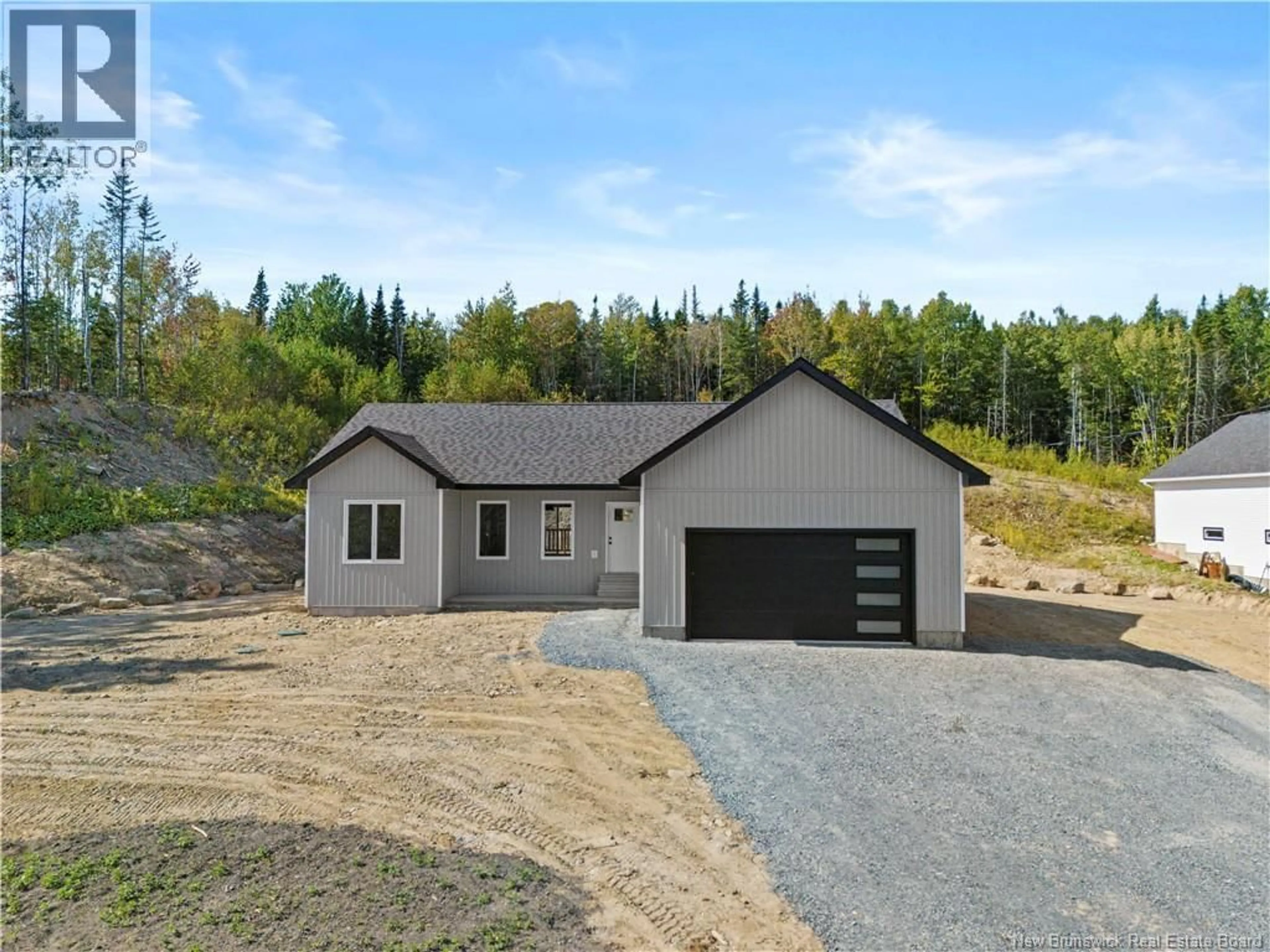 Unknown for 141 LEELAND WAY, Killarney Road New Brunswick E3A5M7