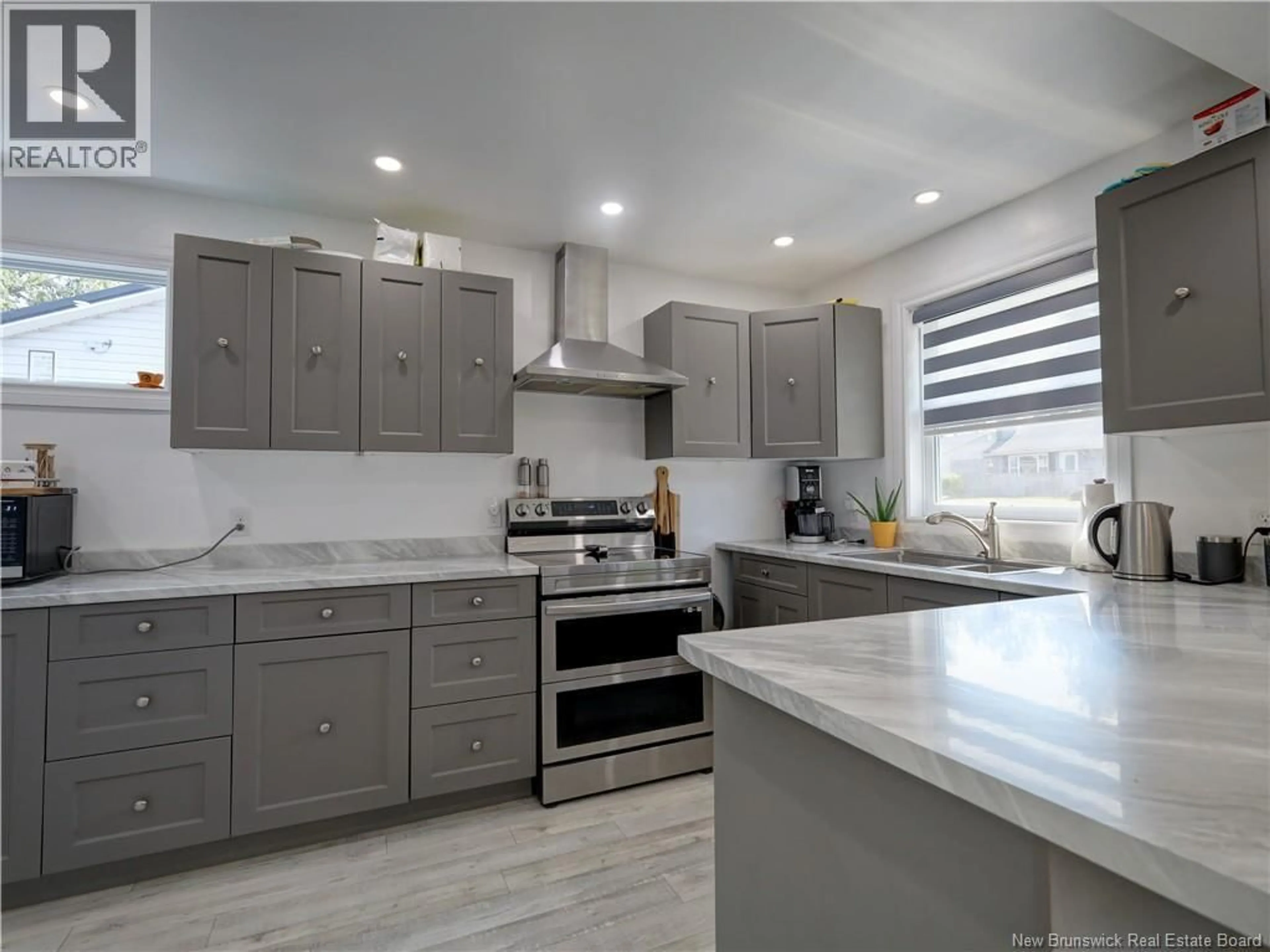 Open concept kitchen, ceramic/tile floor for 538 SCOULLAR STREET, Oromocto New Brunswick E2V1H1