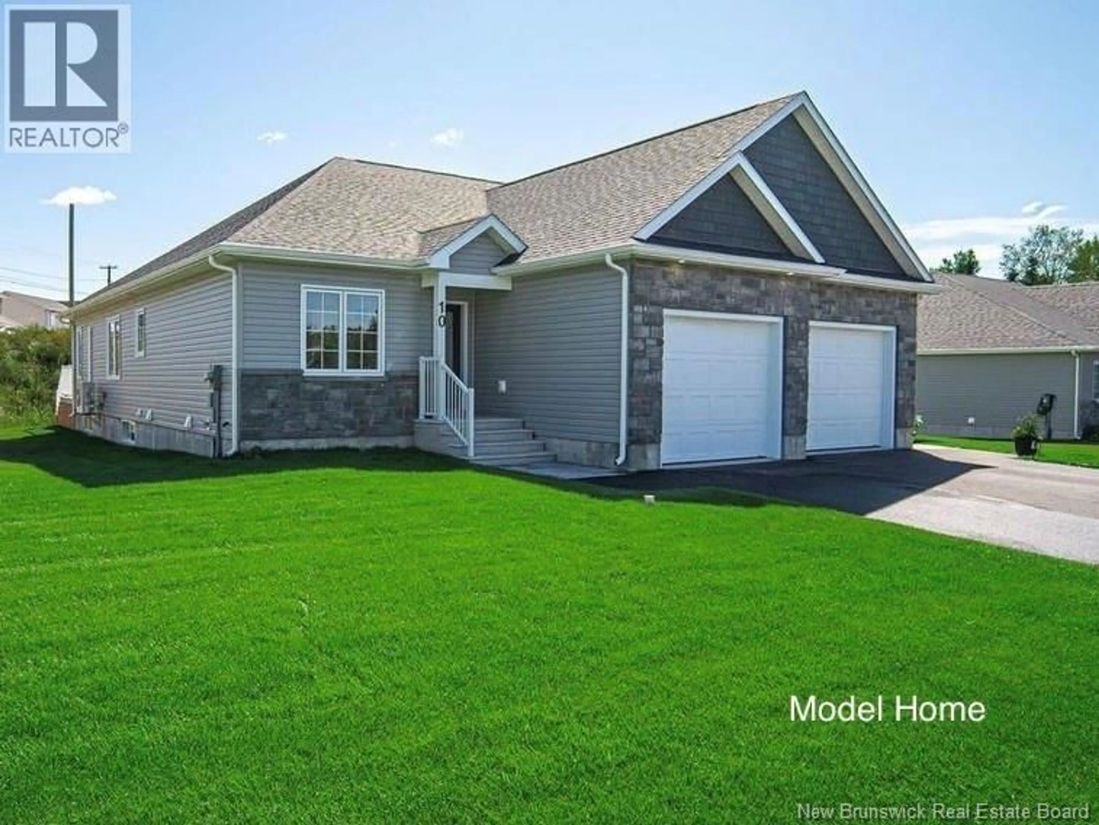 Home with vinyl exterior material, street for 42 LEAVERY STREET, Fredericton New Brunswick E3G5V6