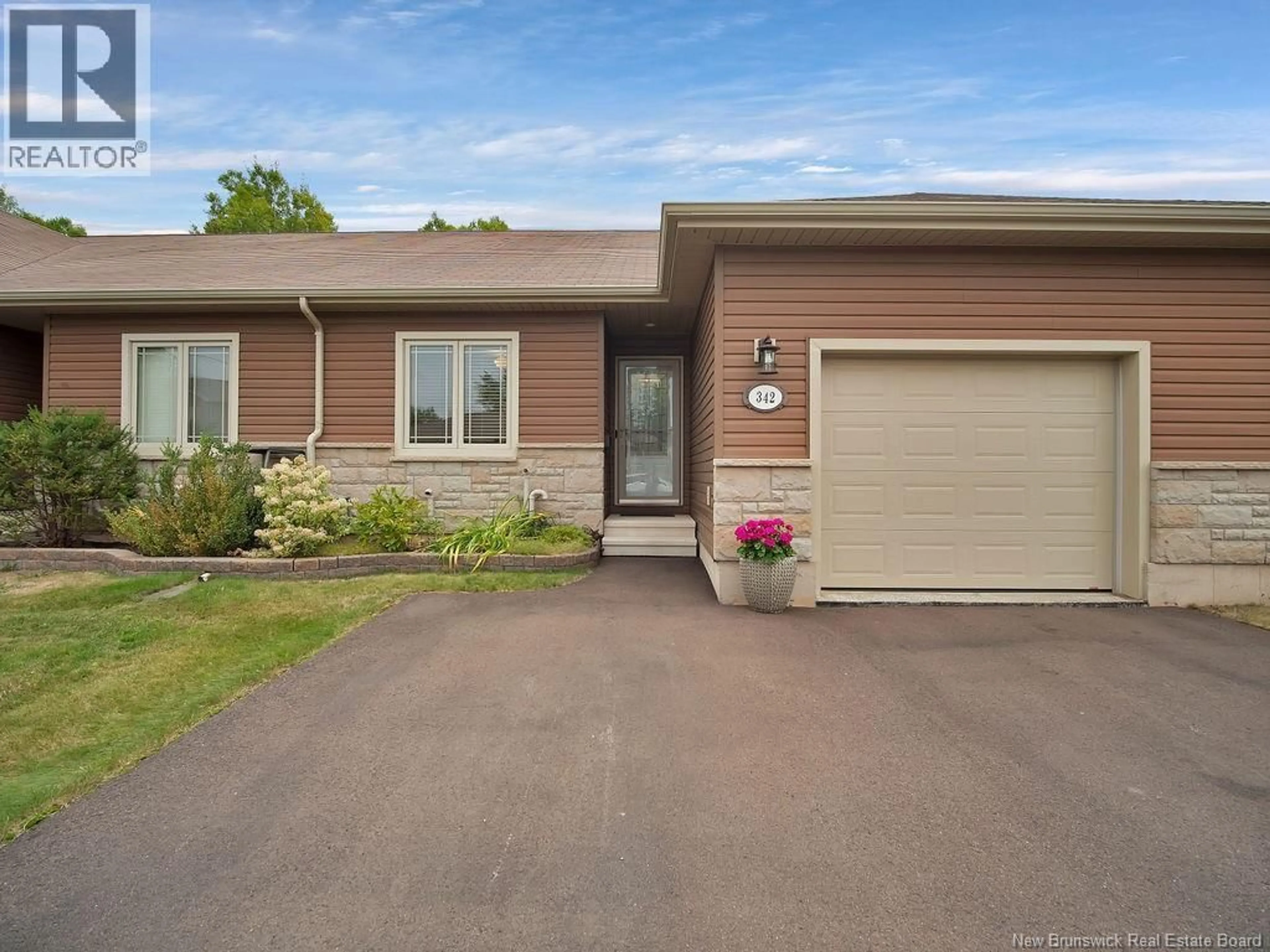 Unknown for 342 DAMIEN, Dieppe New Brunswick E1A0H3