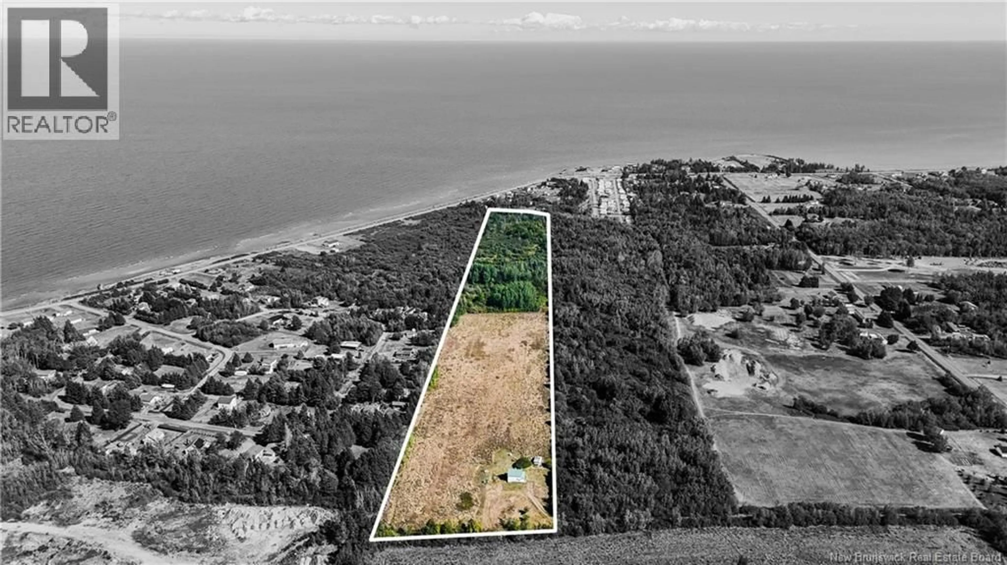 A pic from outside/outdoor area/front of a property/back of a property/a pic from drone, water/lake/river/ocean view for 214 ALLEE DE L'ECOLE, Grande-Digue New Brunswick E4R3S2