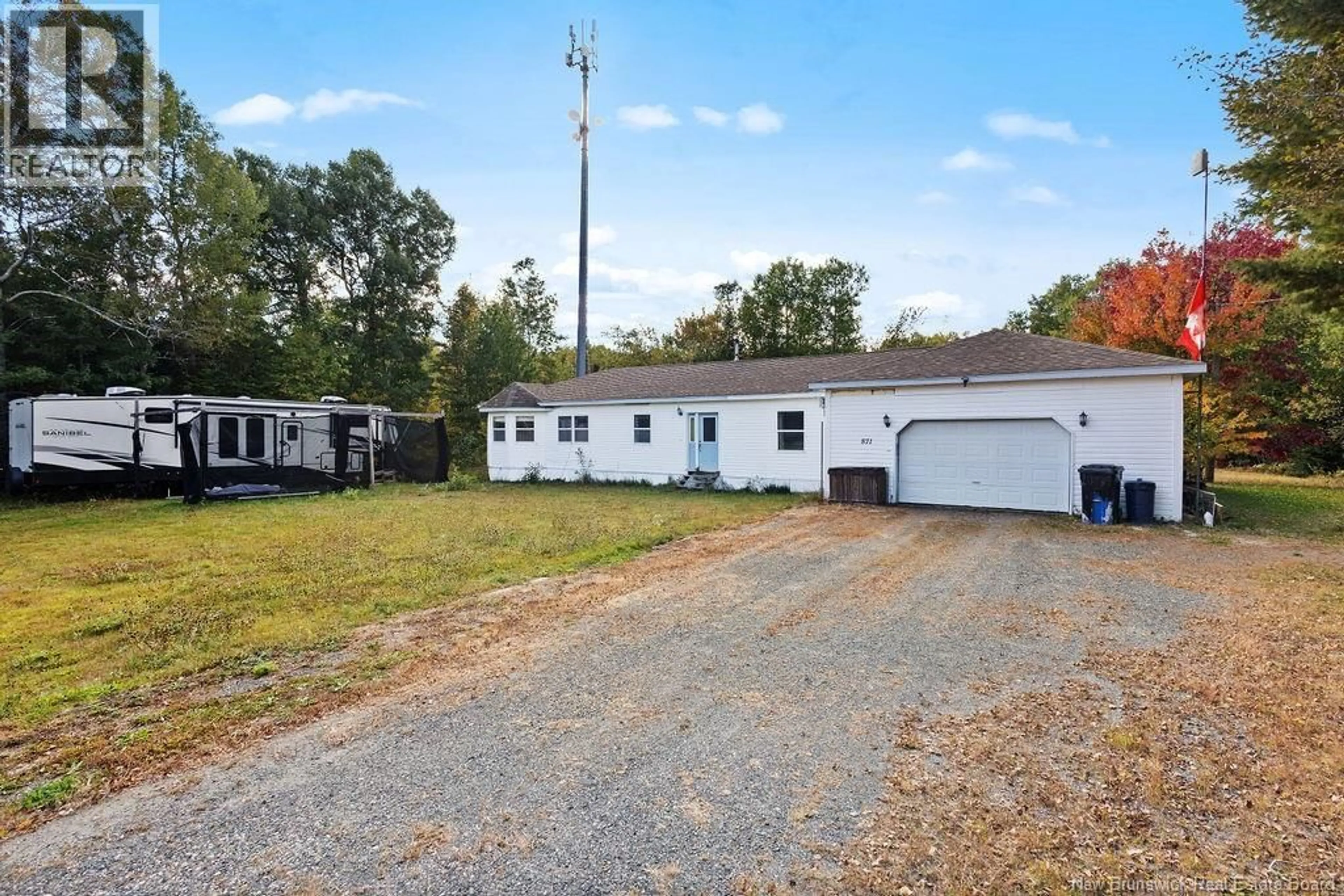 A pic from outside/outdoor area/front of a property/back of a property/a pic from drone, street for 871 415 ROUTE, Warwick Settlement New Brunswick E9E1Y7