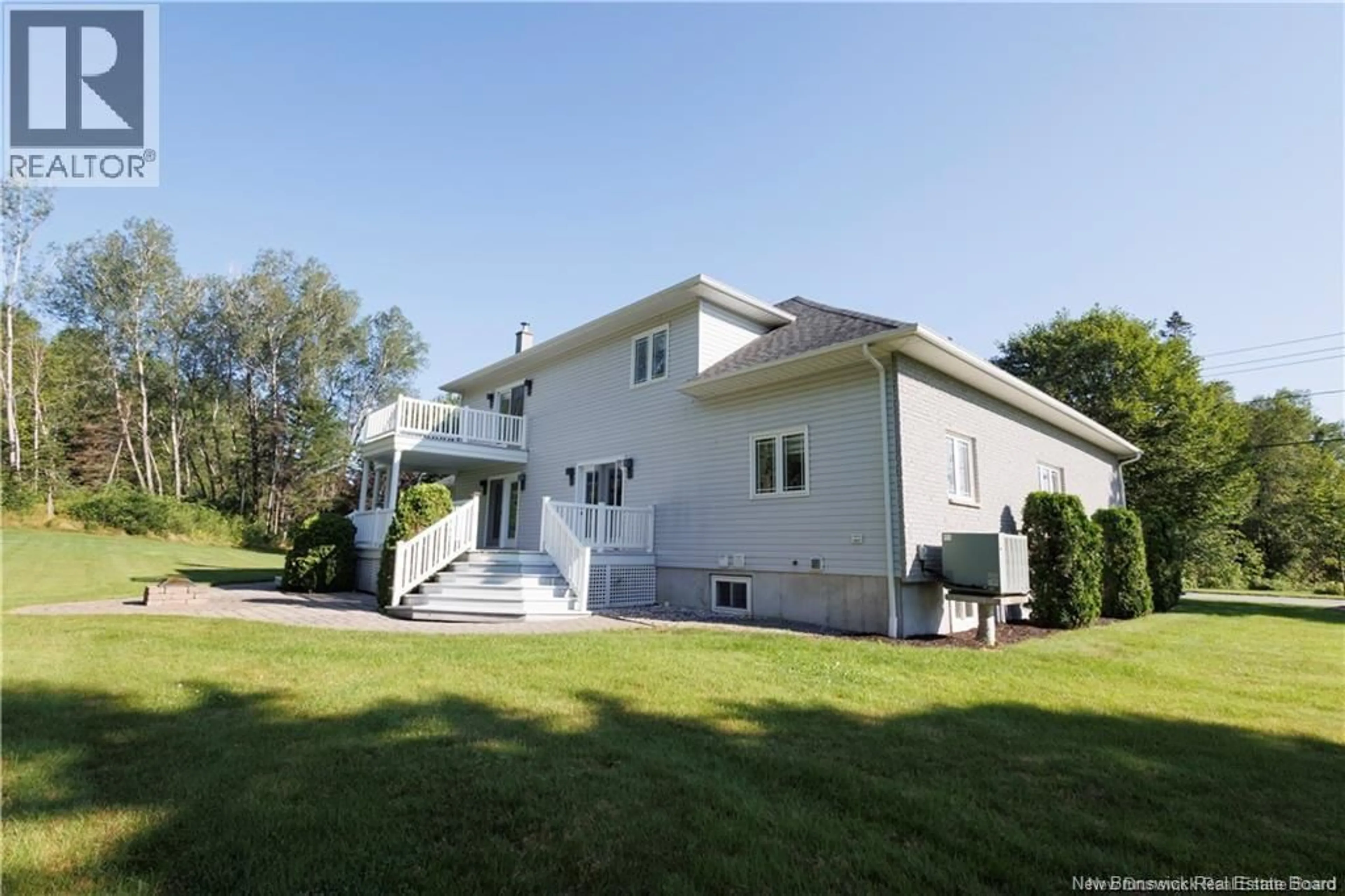 Home with vinyl exterior material, unknown for 70 RIVER ROAD, Grand-Sault/Grand Falls New Brunswick E3Z1R6