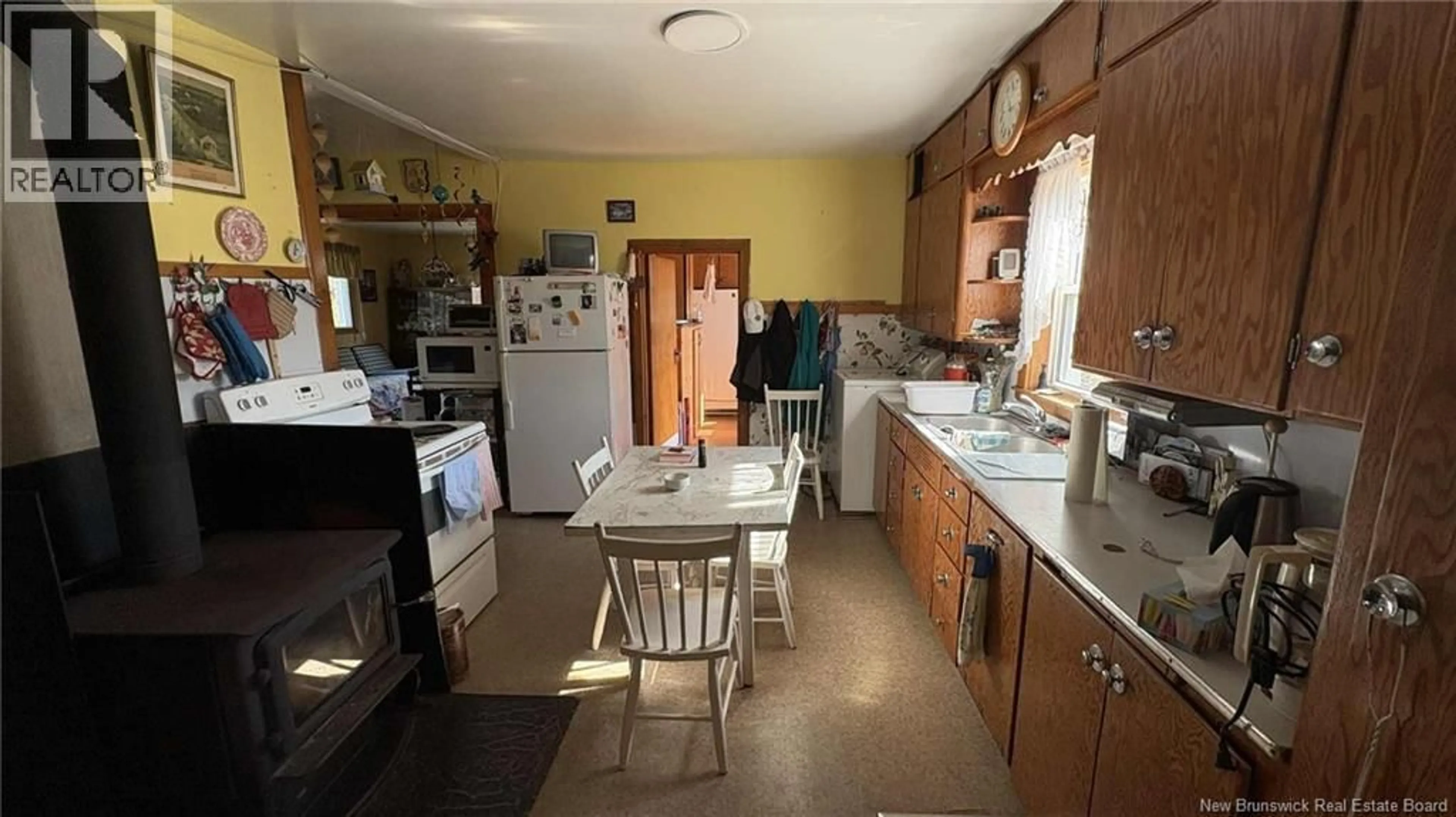 Standard kitchen, unknown for 3 FAIRVIEW AVENUE, Hillsborough New Brunswick E4H2T2