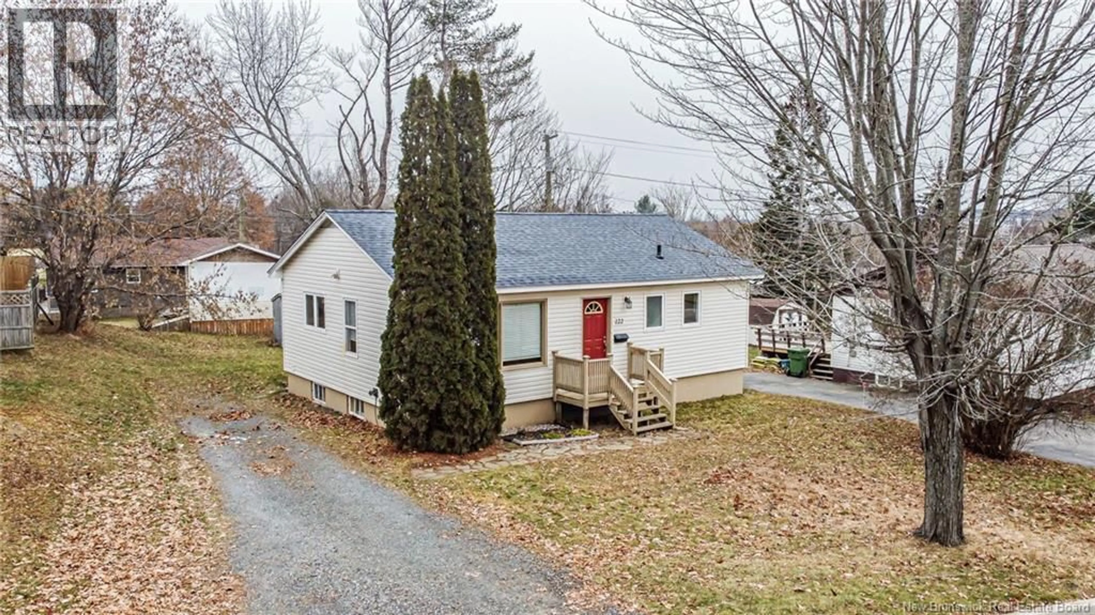 A pic from outside/outdoor area/front of a property/back of a property/a pic from drone, street for 122 PRESTON DRIVE, Fredericton New Brunswick E3A2L6