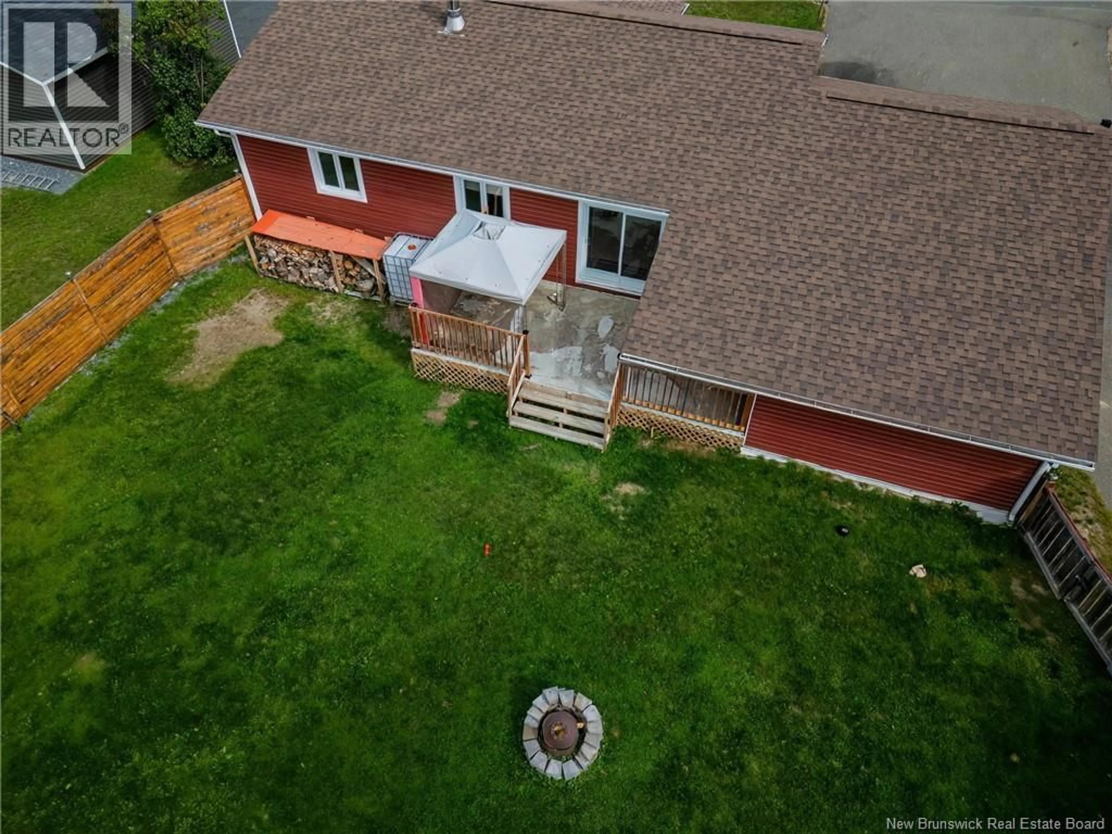 A pic from outside/outdoor area/front of a property/back of a property/a pic from drone, unknown for 337 ALBERT STREET, Grand-Sault/Grand Falls New Brunswick E3Y1E2
