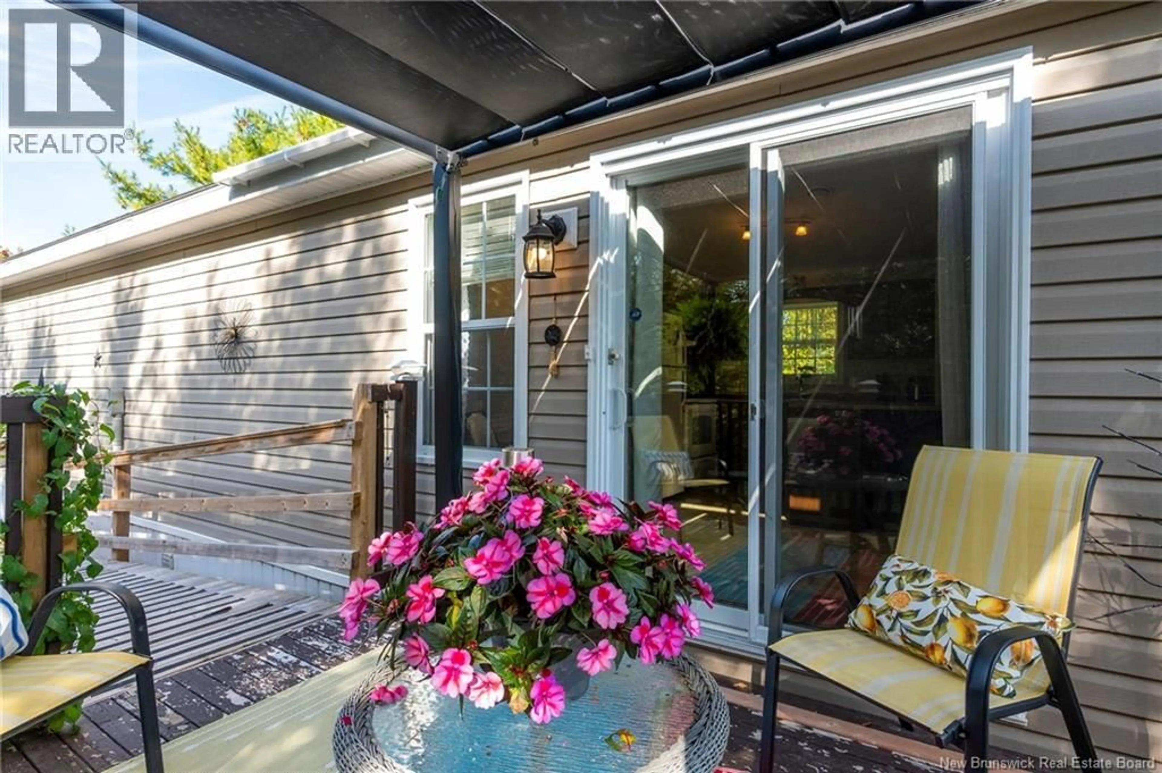Patio, street for 11 FOURTH, Quispamsis New Brunswick E2G1V6