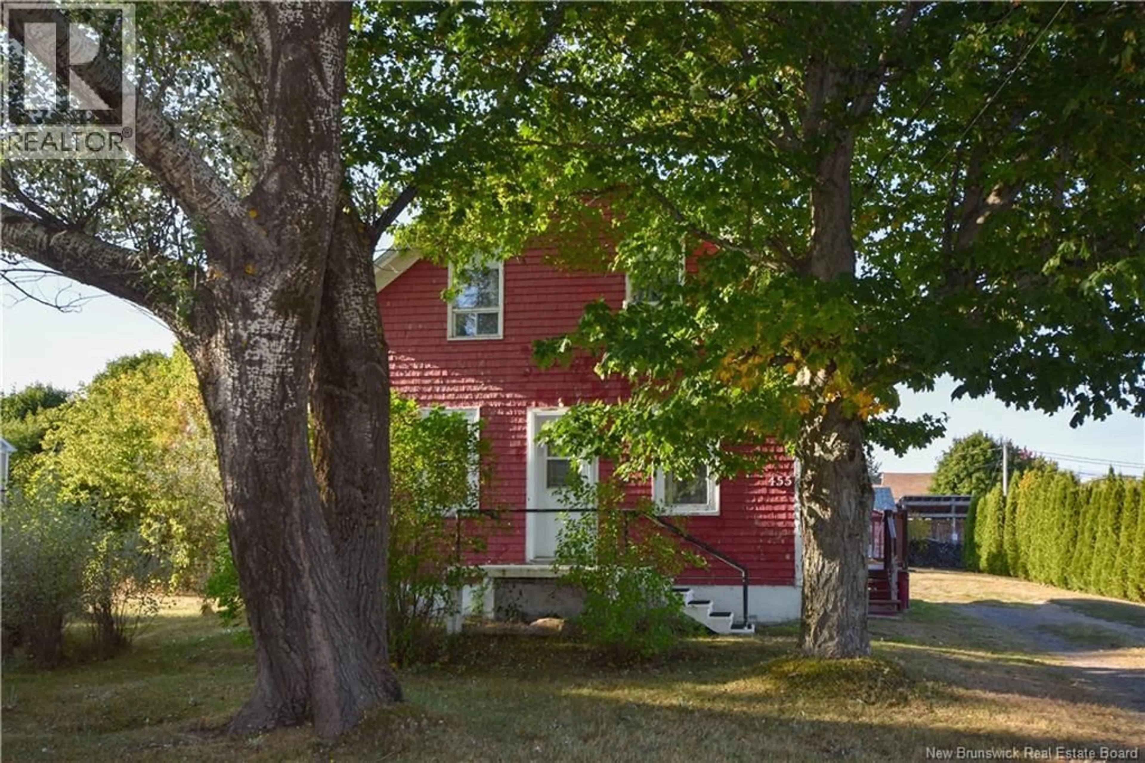 Unknown for 455 GEORGES OUEST, Tracadie New Brunswick E1X1C8