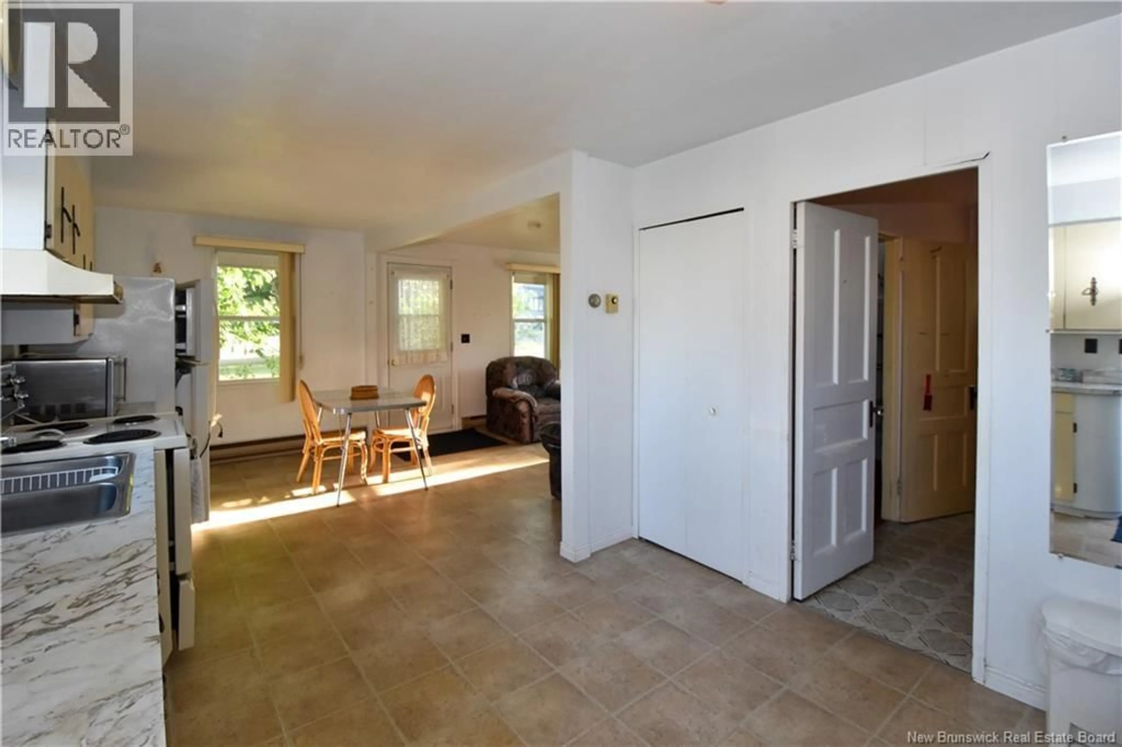 Unknown for 455 GEORGES OUEST, Tracadie New Brunswick E1X1C8