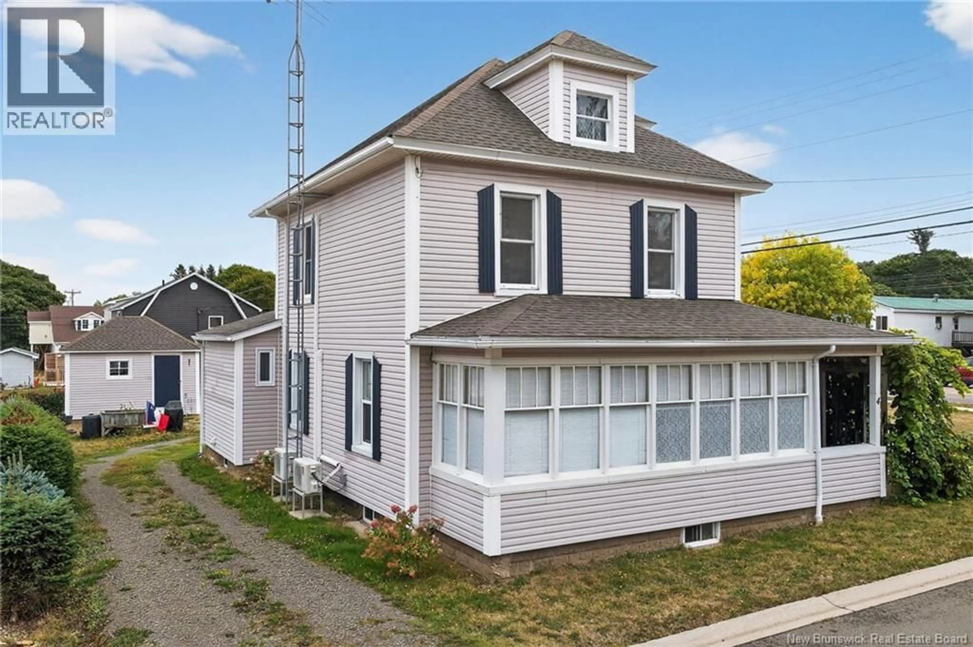 Home with vinyl exterior material, street for 4 TIPPERARY STREET, Shediac New Brunswick E4P2V8