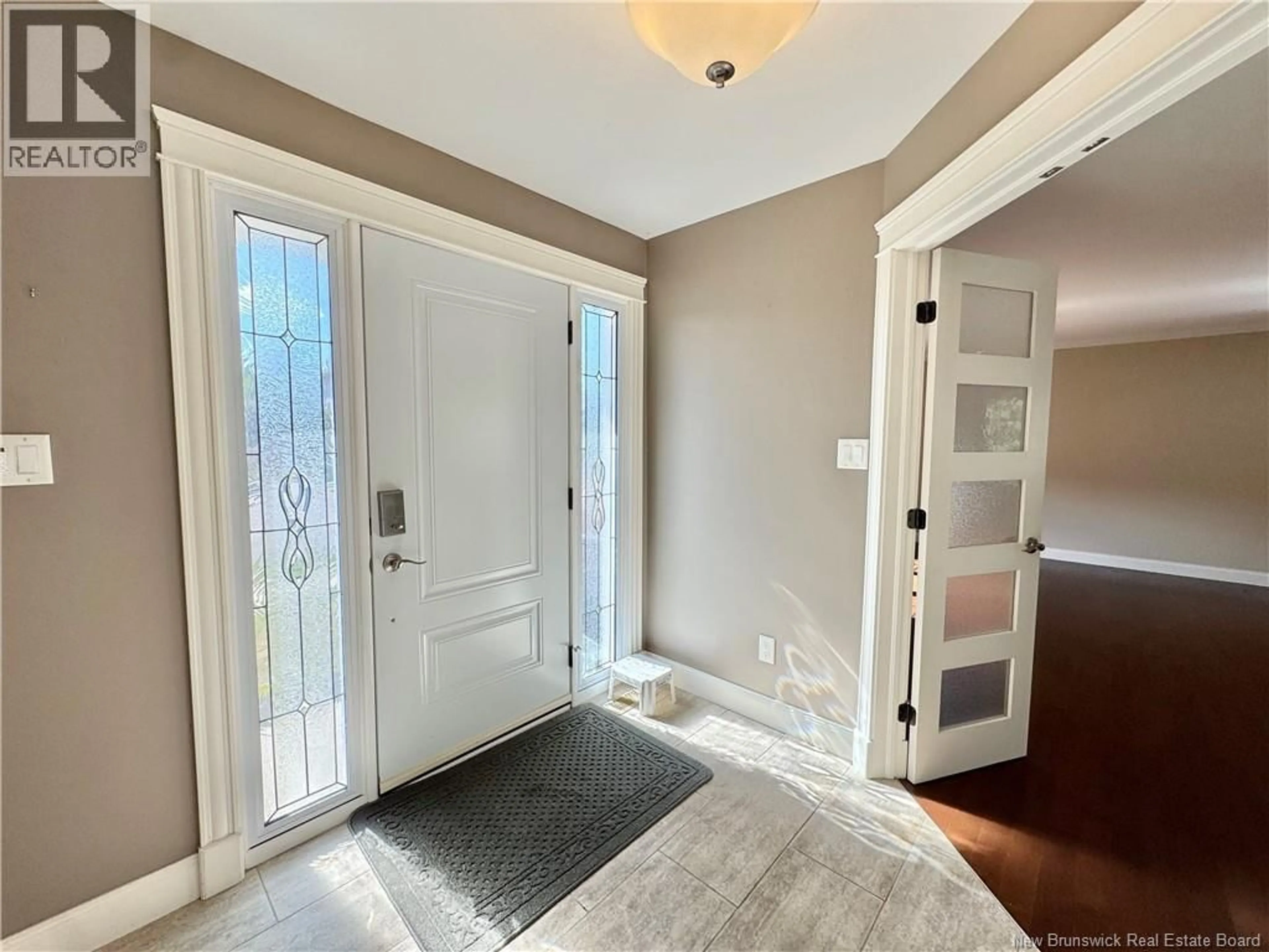Indoor entryway for 39 FOREST GROVE ROAD, Moncton New Brunswick E1G5K6