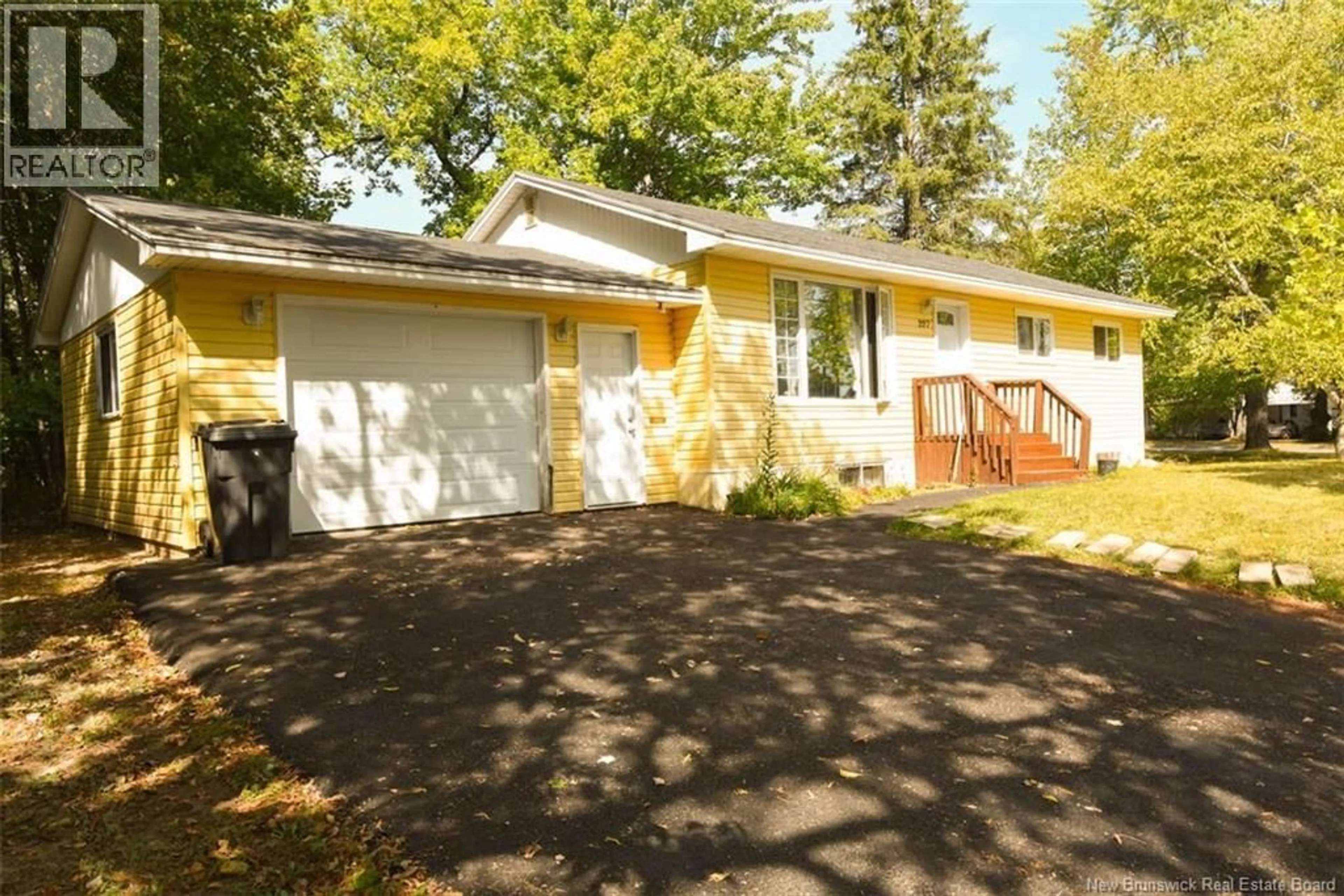 Home with vinyl exterior material, street for 227 LEEDS DRIVE, Fredericton New Brunswick E3B4S7