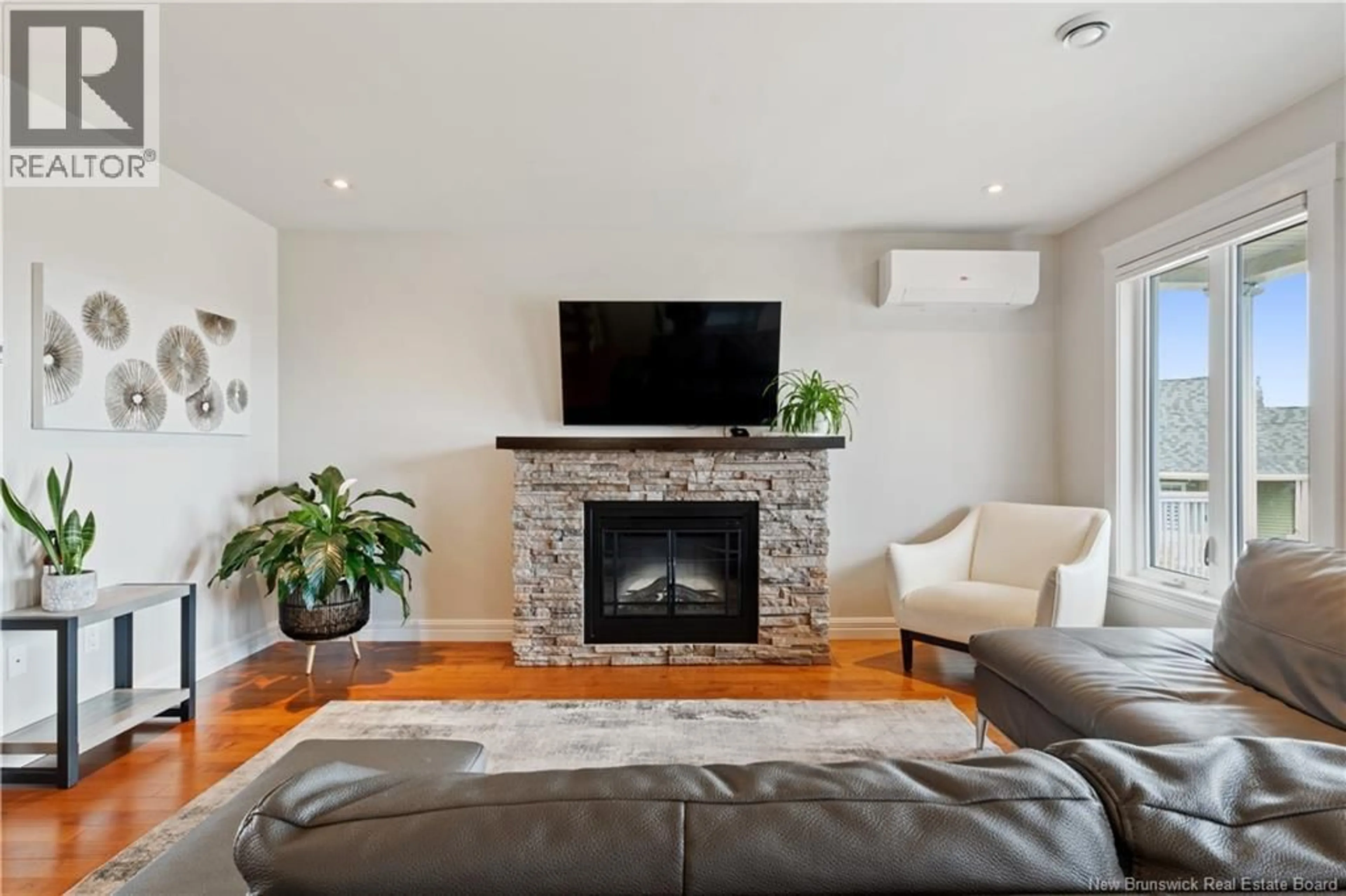 Living room with furniture, unknown for 100 FIDELE, Dieppe New Brunswick E1A0C9