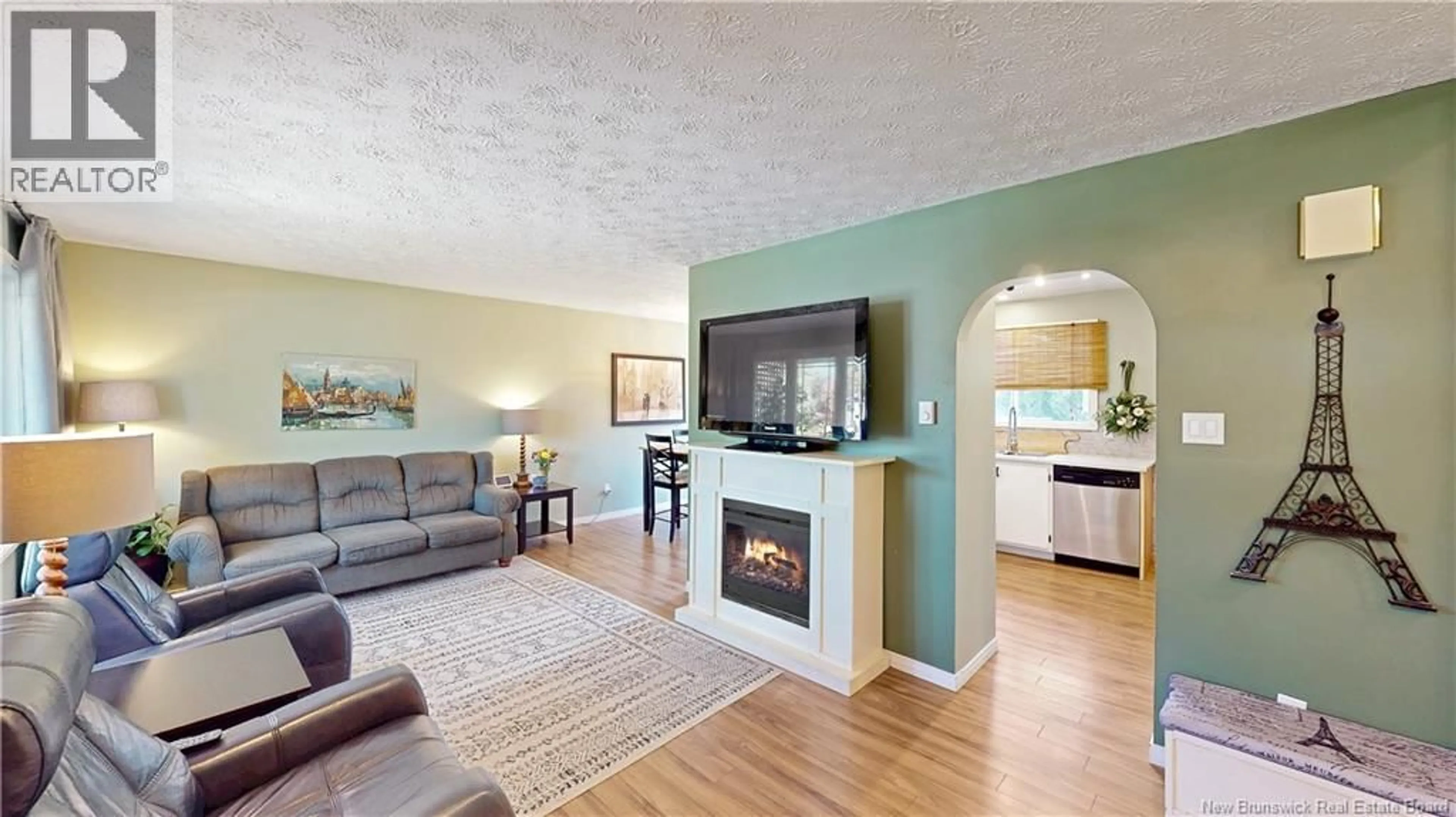 Living room with furniture, unknown for 125 LONGBOW PLACE, Quispamsis New Brunswick E2E1R9