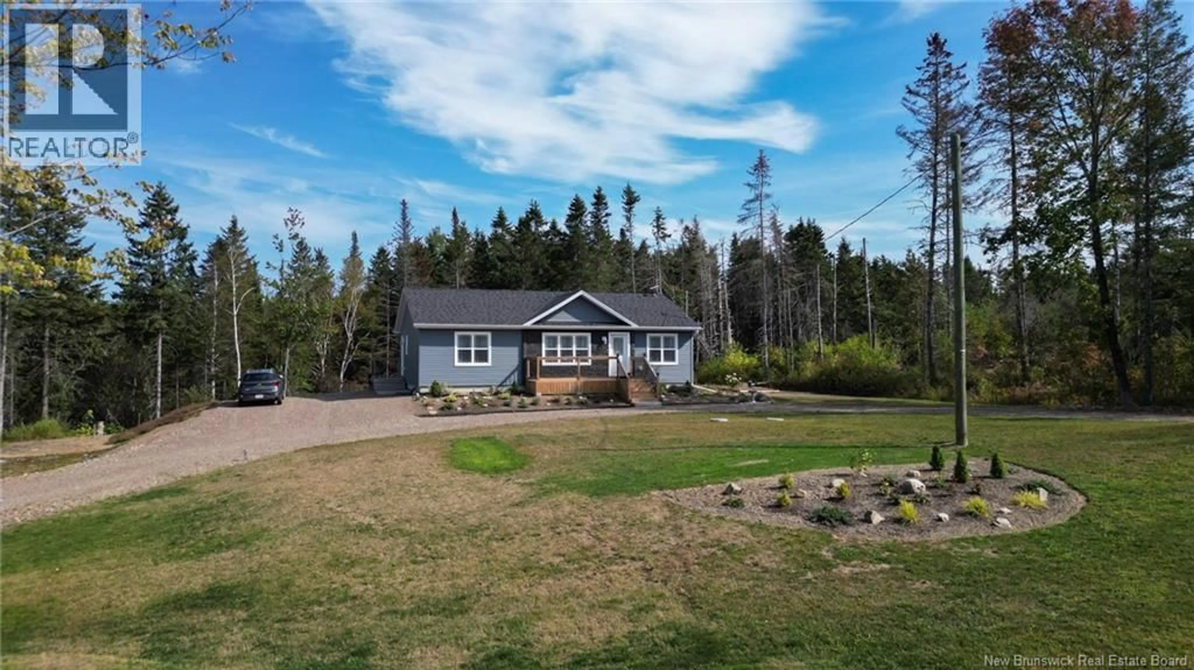 A pic from outside/outdoor area/front of a property/back of a property/a pic from drone, unknown for 85 ROUTE 3, New Market New Brunswick E6K2W3