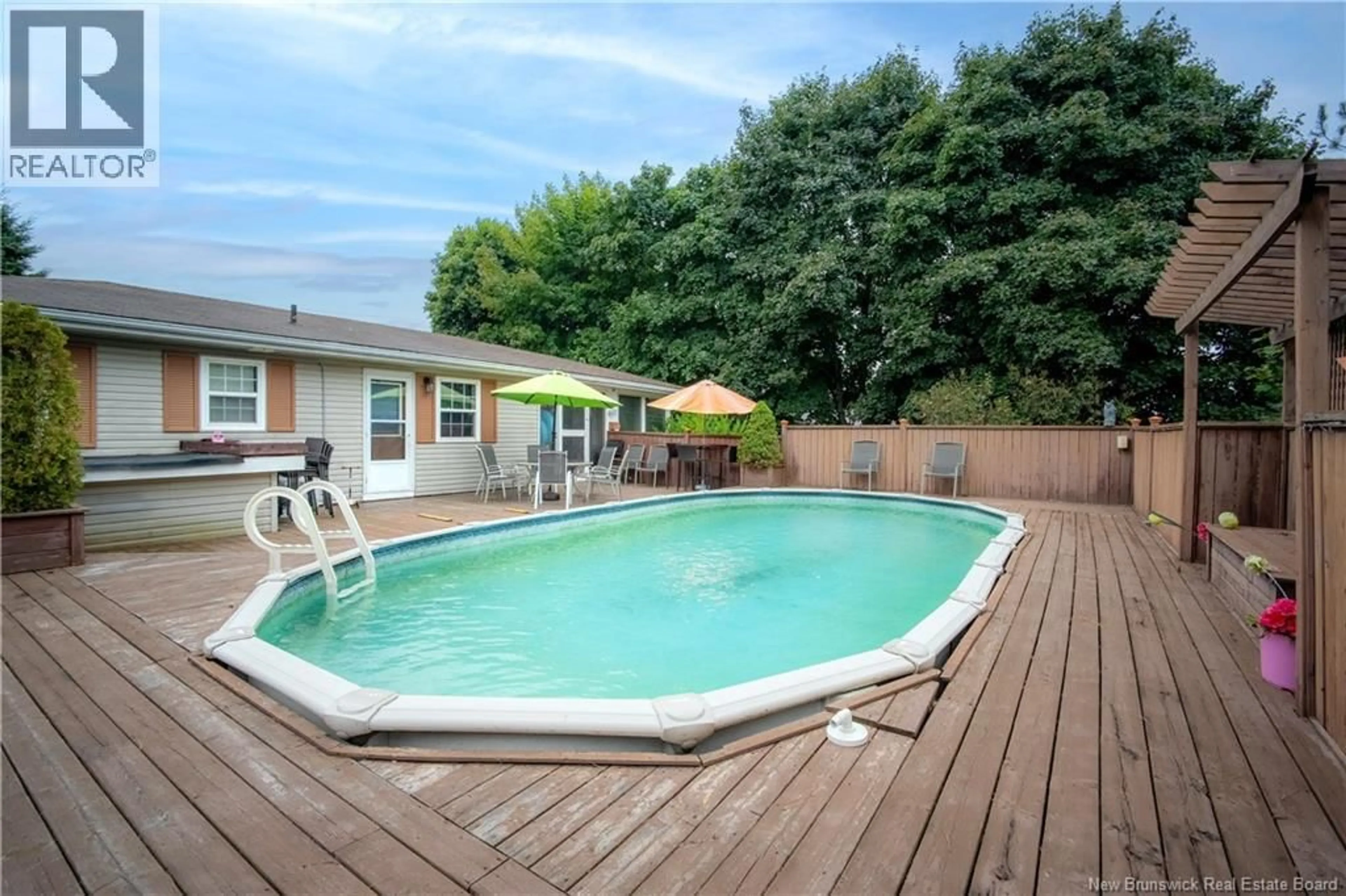 Pool for 35 AVALON STREET, Dieppe New Brunswick E1A1J8