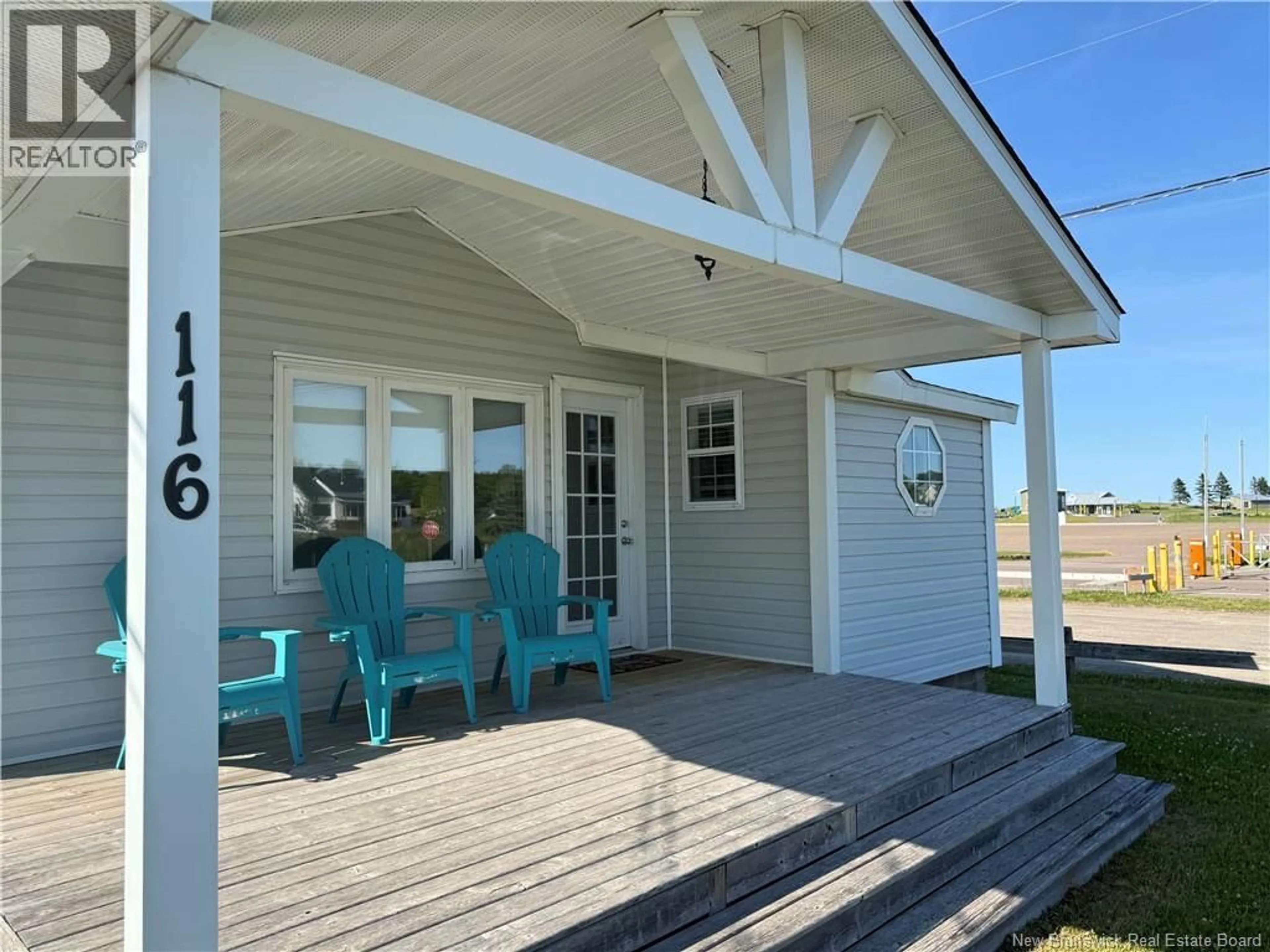 Patio, water/lake/river/ocean view for 116 BRYDGES, Pointe-Du-Chêne New Brunswick E4P3Z4
