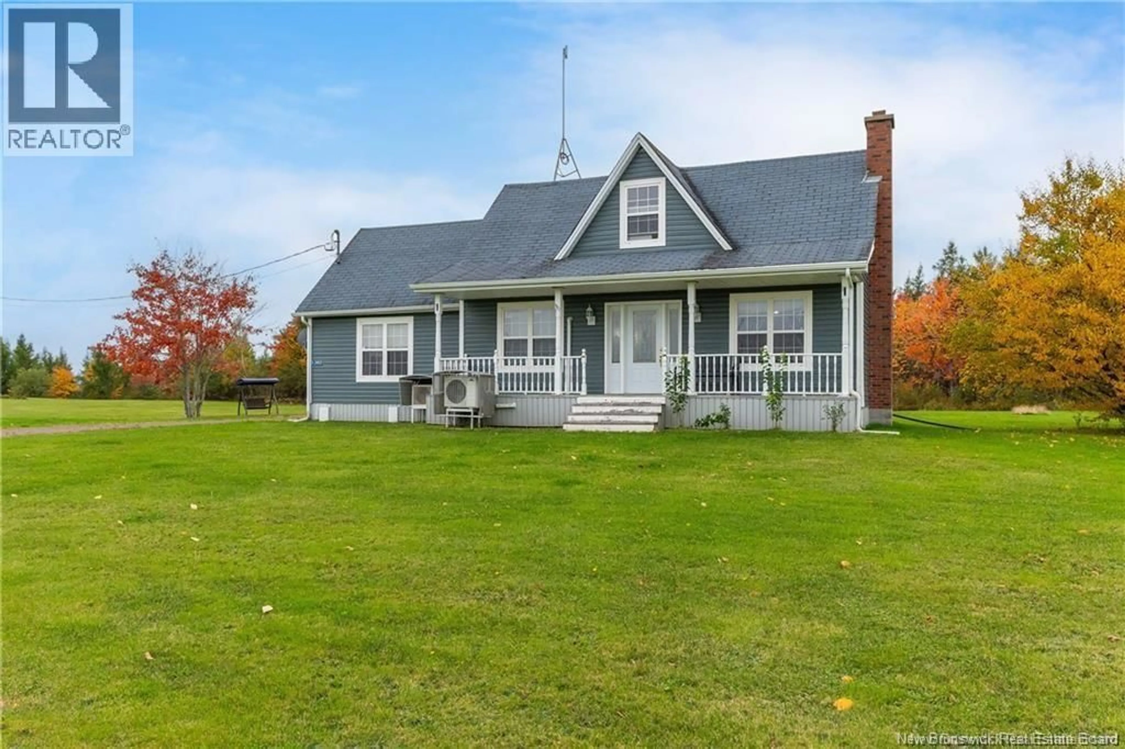 Home with vinyl exterior material, unknown for 5380 495, Sainte-Marie-De-Kent New Brunswick E4S1Z9